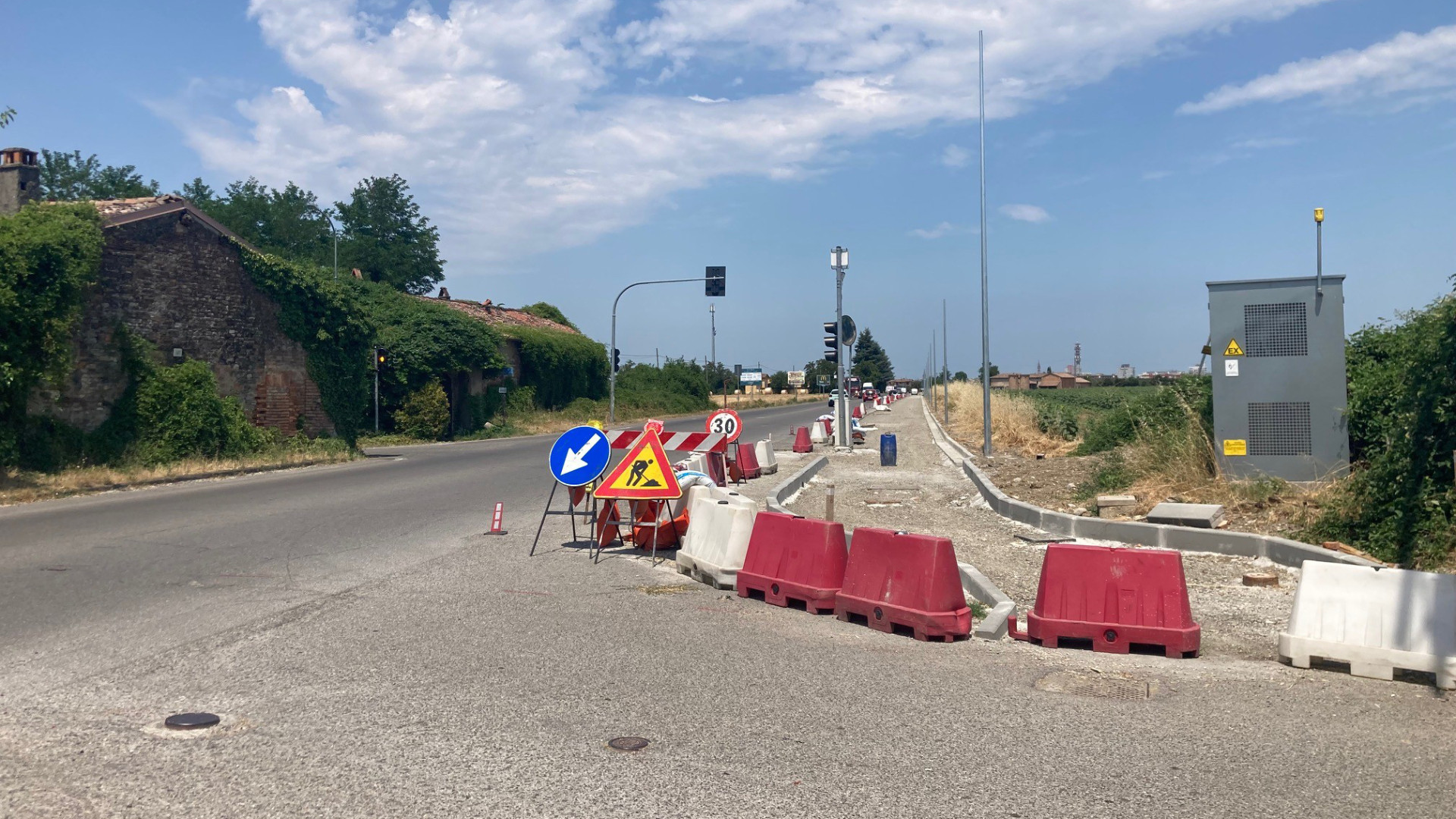 Provinciale di Carpaneto, lavori alla ciclabile: senso unico alternato