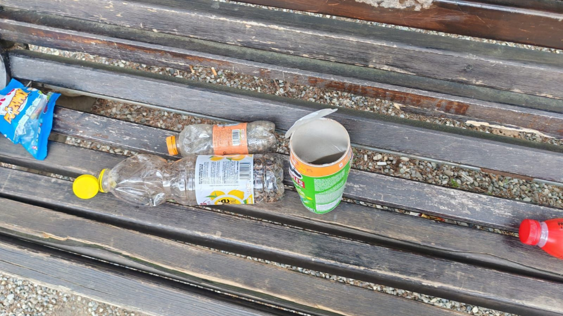 Vandalismi a Borgonovo, i genitori: «I nostri figli non c’entrano nulla»