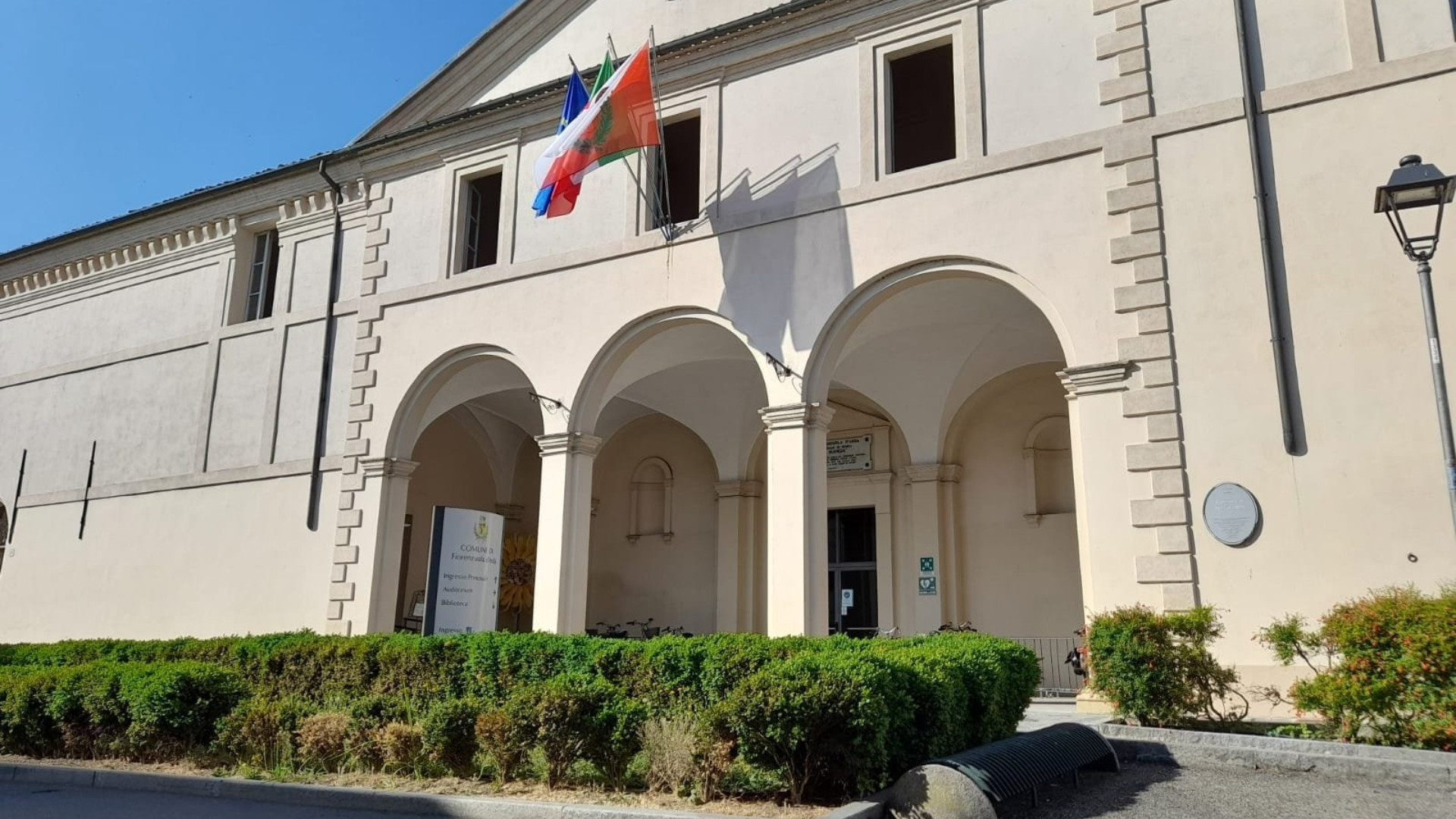 Il municipio di Fiorenzuola