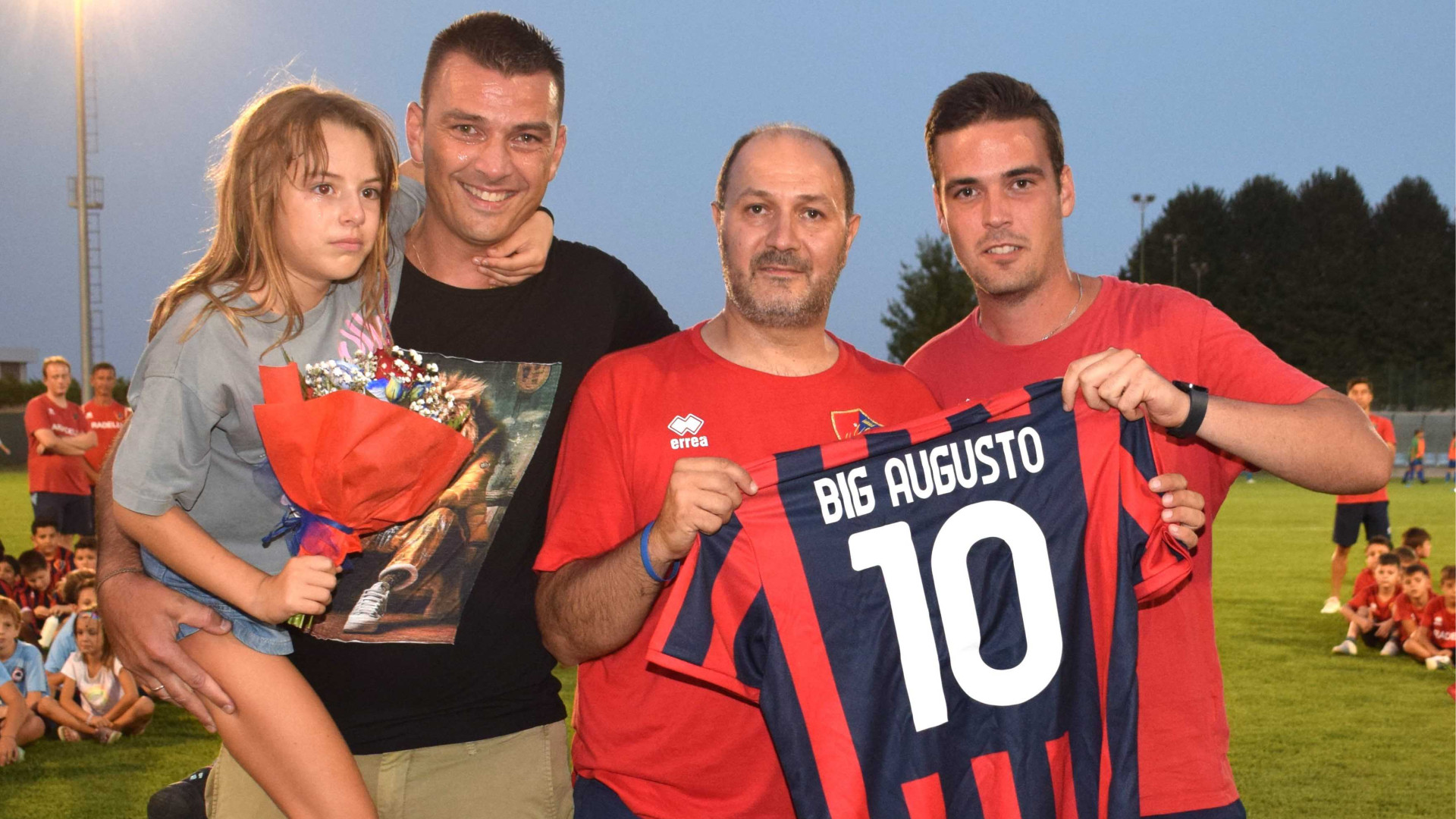 Baby calciatori in campo nel ricordo di Augusto Massari