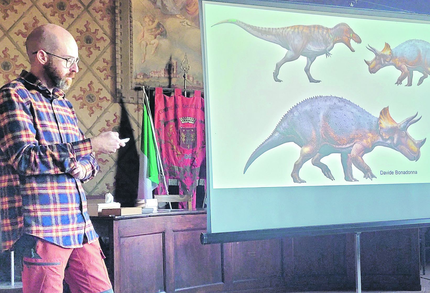 Il paleontologo piacentino Simone Maganuco a “Pliocenica 2025”, Castellarquato (foto Dea De Angelis)