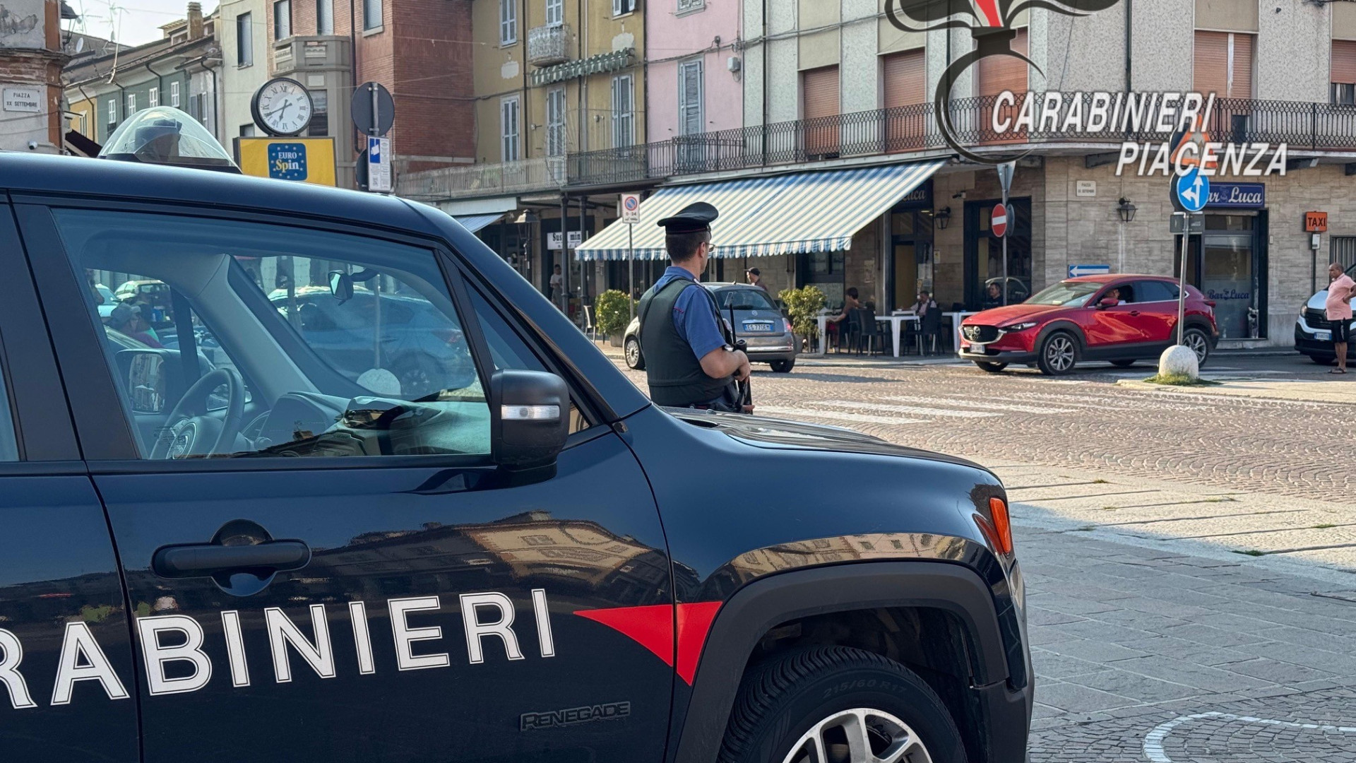Trascinata da un'auto a Castello, denunciati due giovani