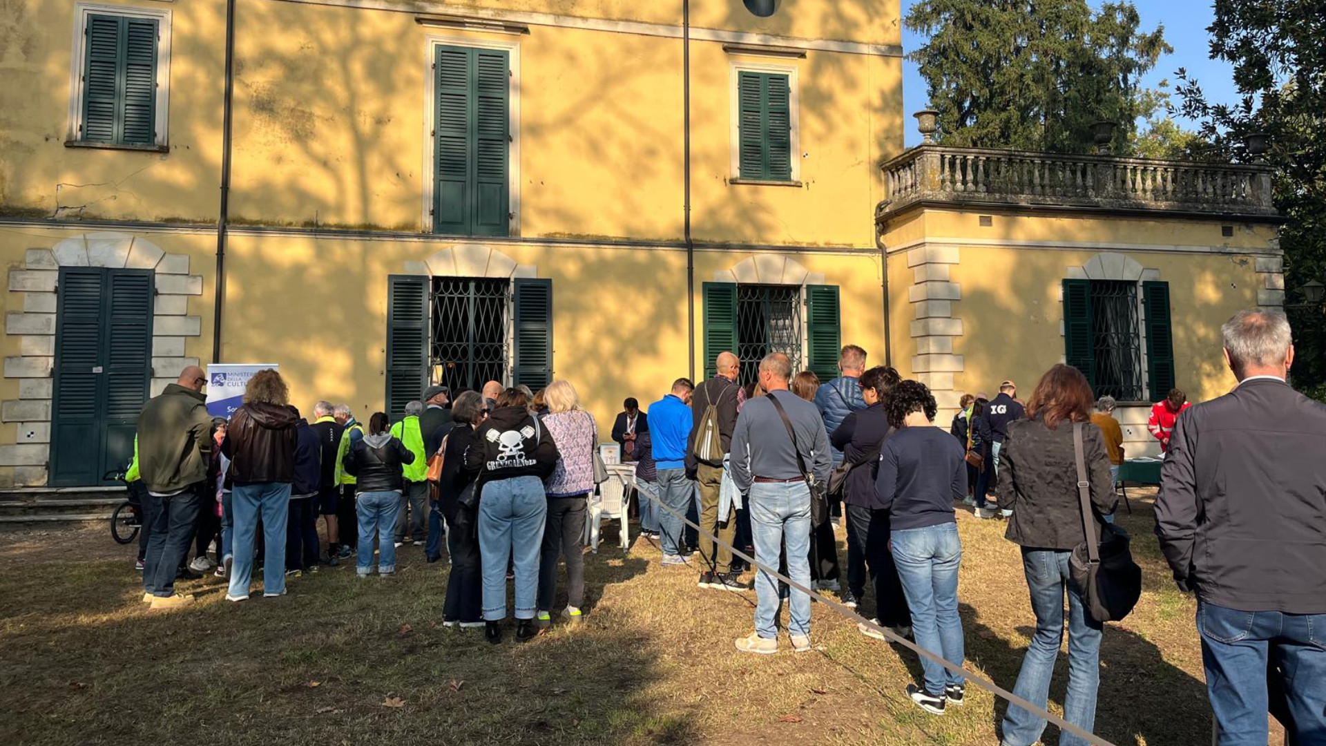 Un fiume di visitatori per la riapertura di Villa Verdi