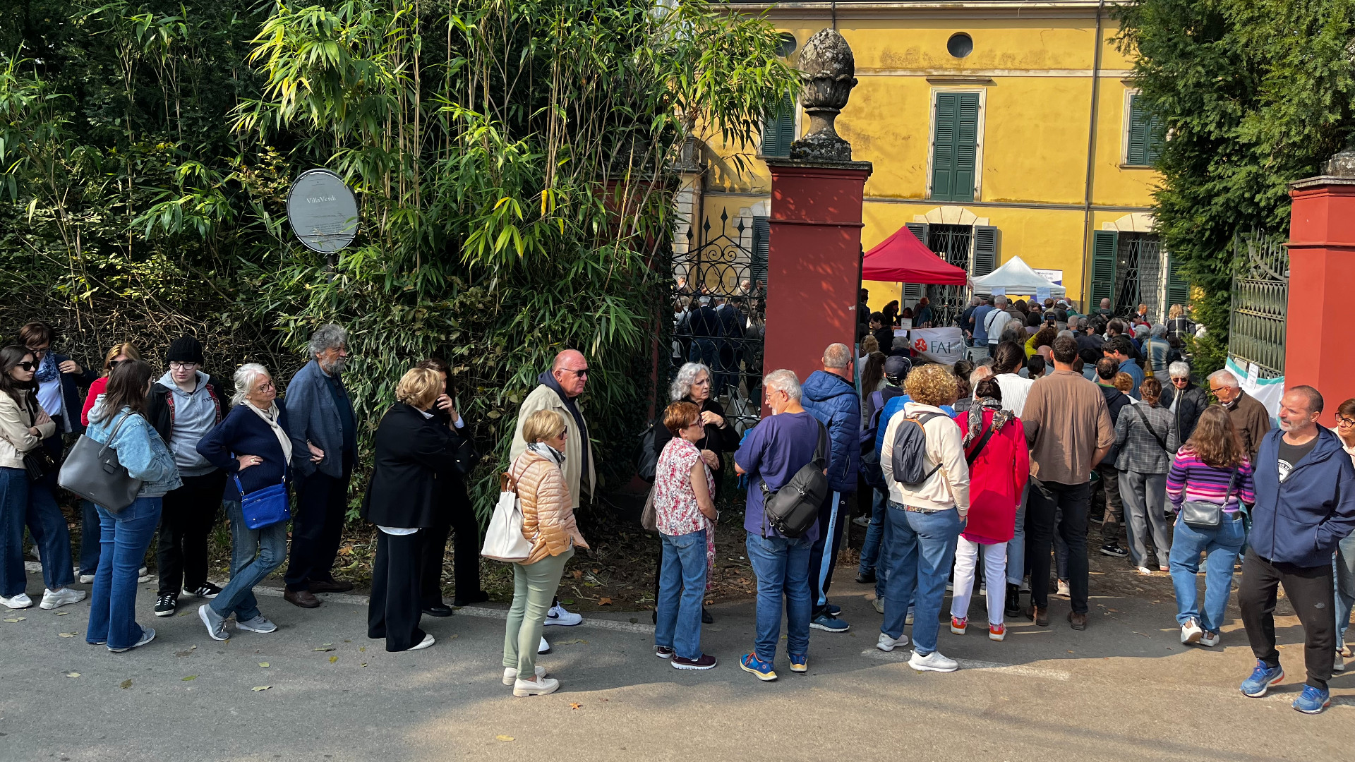 Villa Verdi da standing ovation: 2.200 visitatori VIDEO