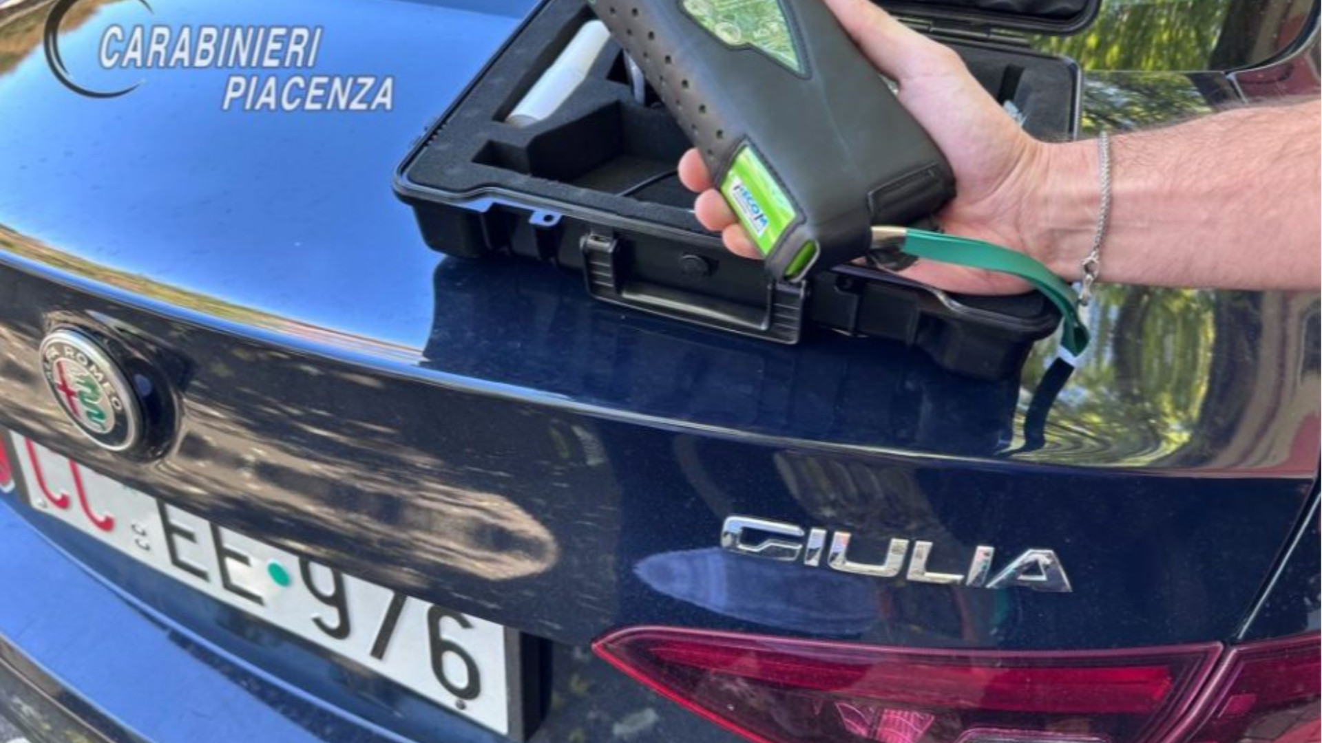 Controlli sulle strade: 6 patenti ritirate, fermo a 5 veicoli
