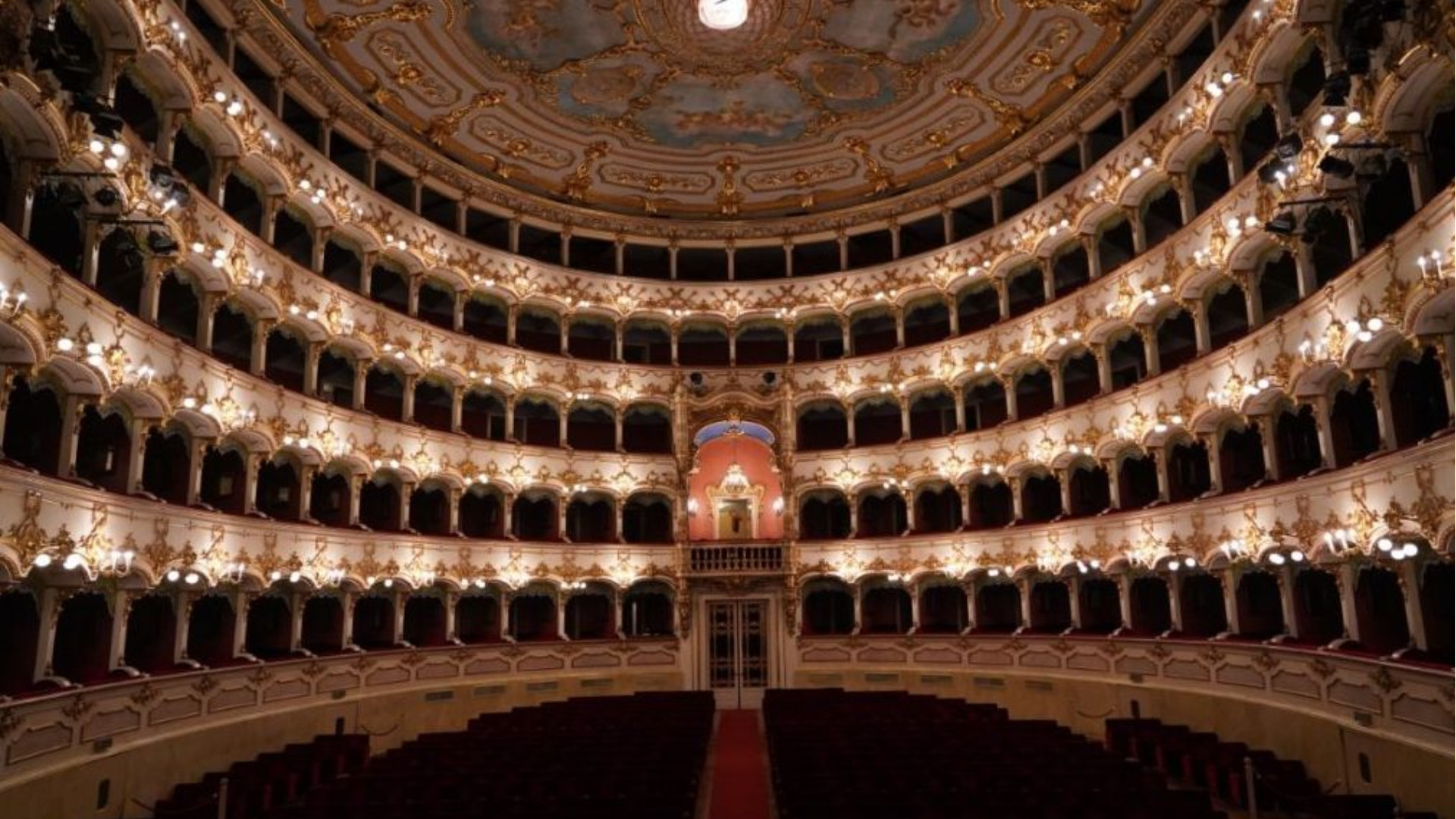 Municipale e studenti universitari, l'offerta si amplia con l'opera lirica