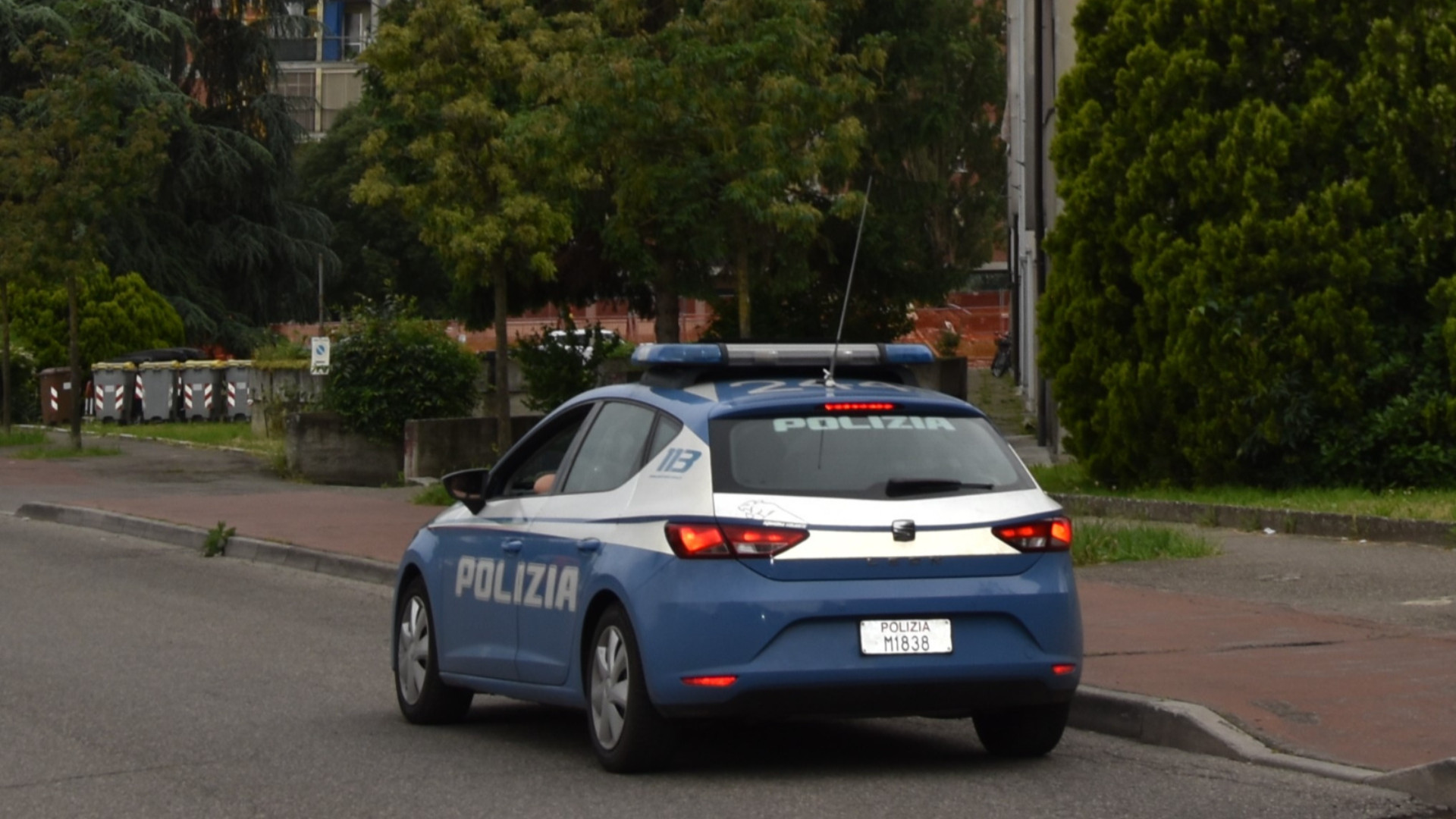 Coppia sospetta, arrestato ricercato per vecchi reati