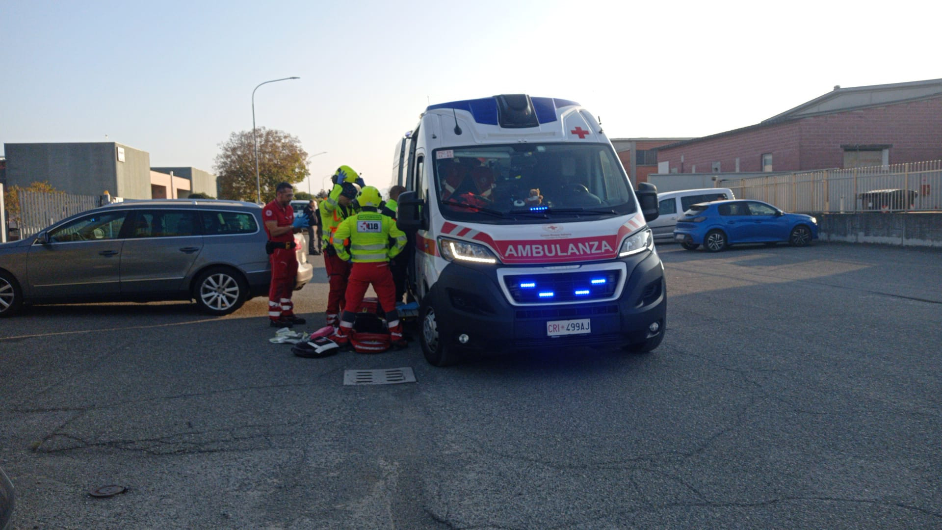 I mezzi di soccorso sul posto - © Libertà/Massimo Bersani