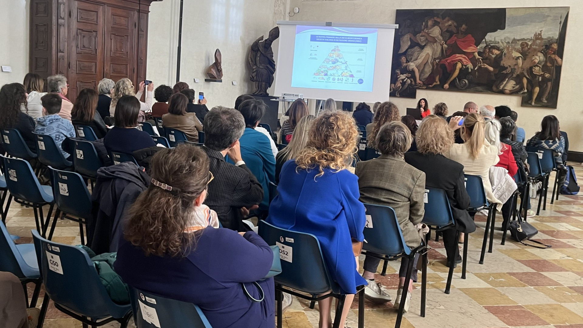 Obesità, piaga in aumento: 800 richieste di aiuto