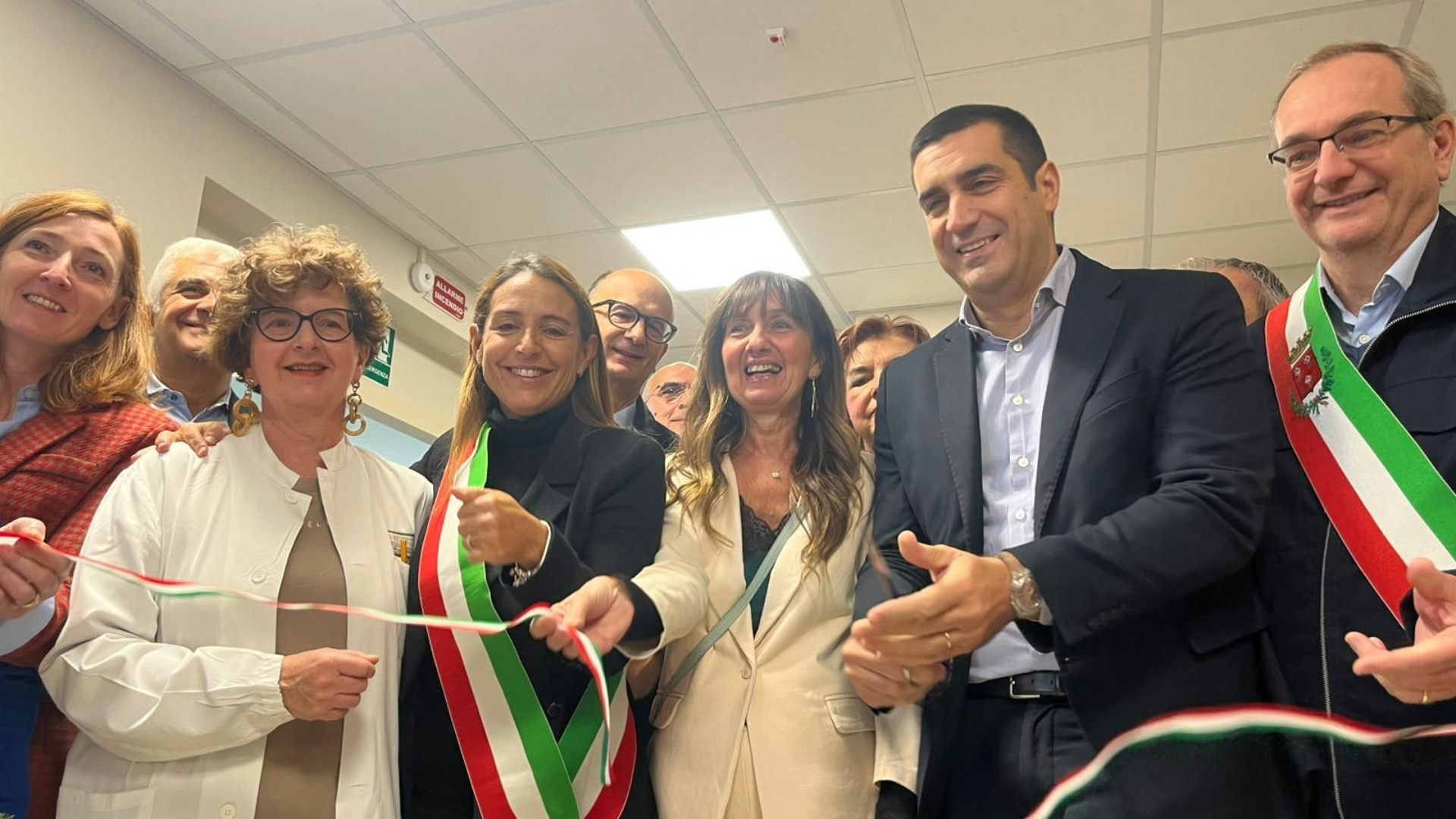 Inaugurata la nuova Neonatologia, De Pascale: «Servizio sanitario che tocca l’anima»