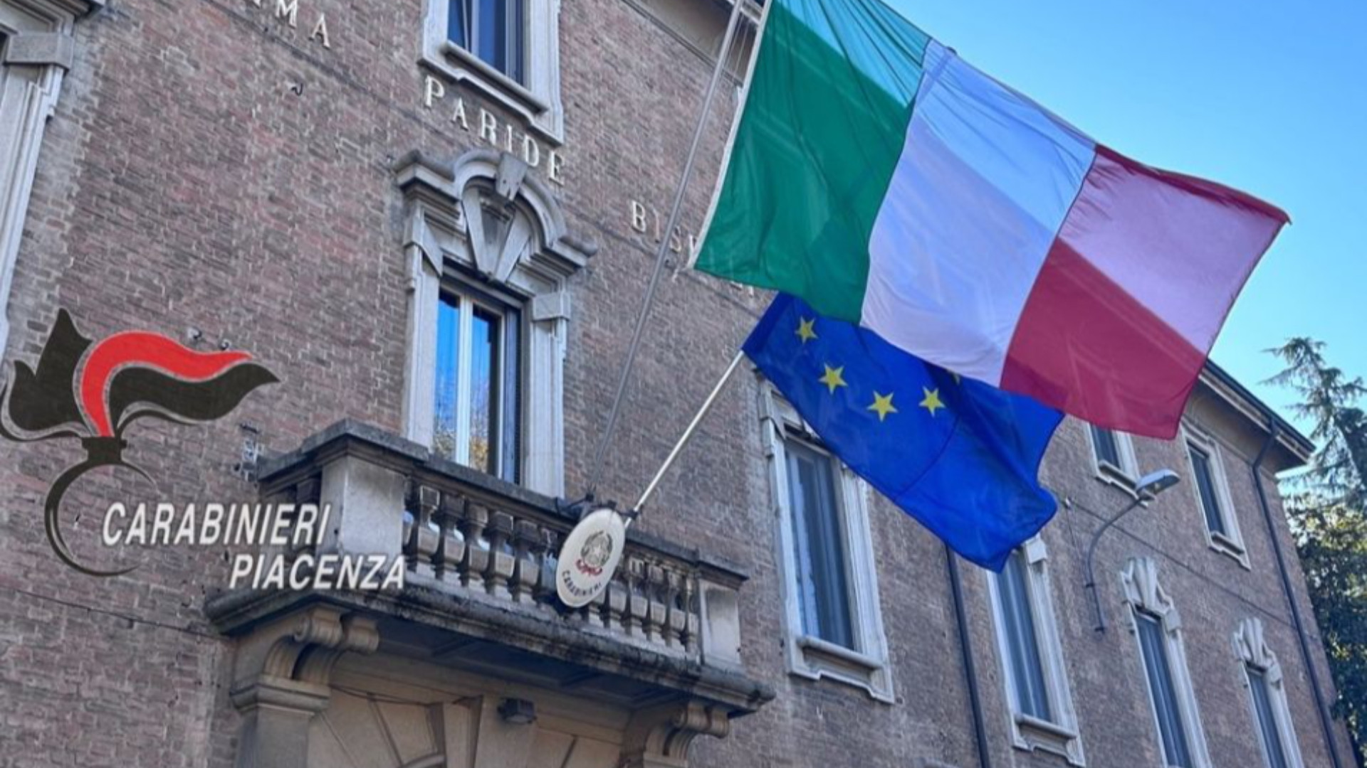 Violento e agitato costringe i genitori a fuggire di casa, intervento dei carabinieri