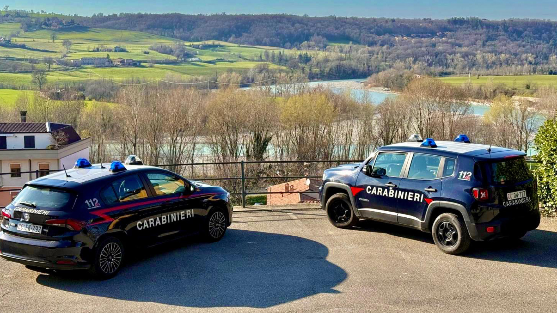 Donna trascinata sull'asfalto. Arrestato il compagno