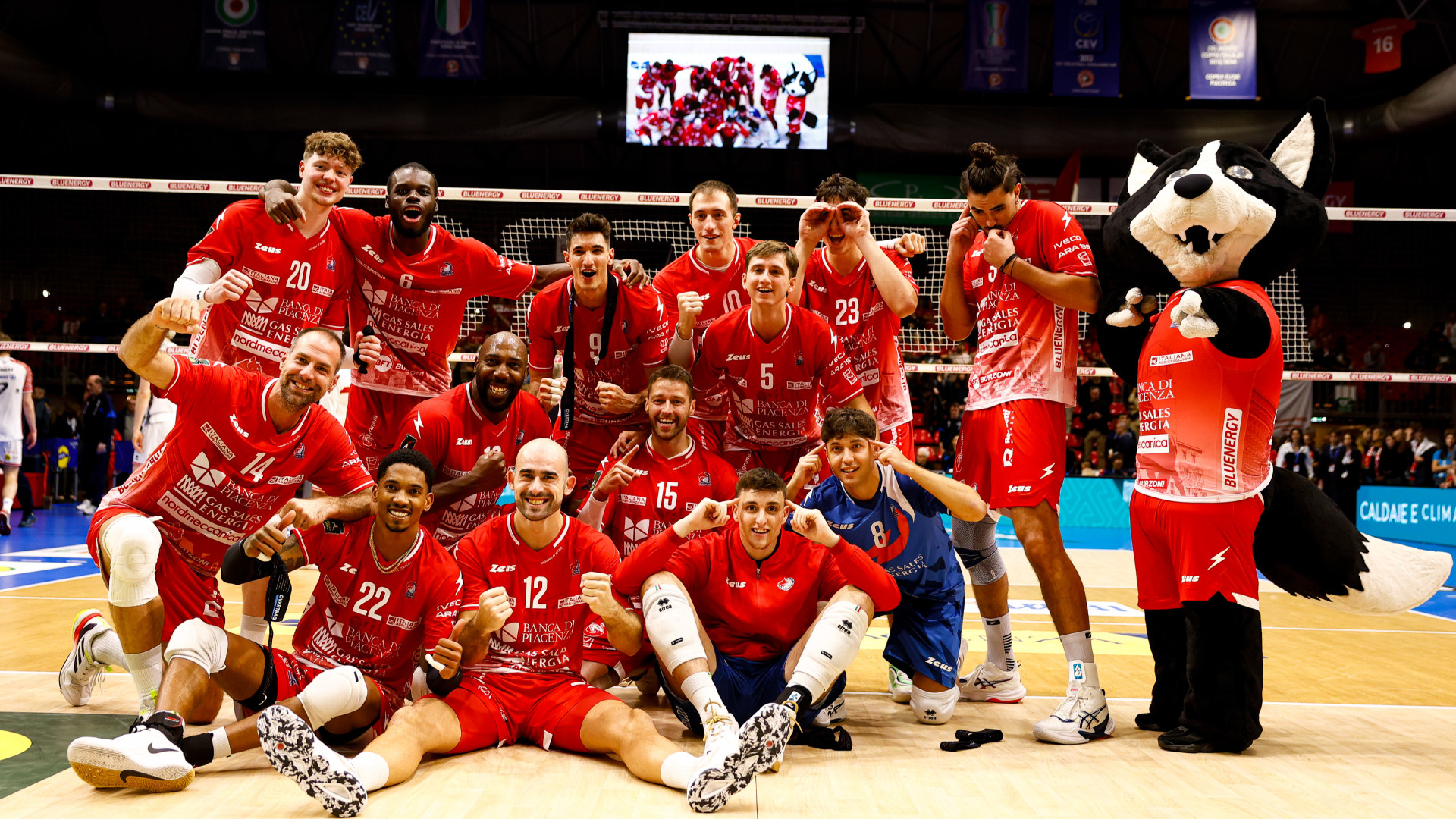 Il Palabanca spinge la Gas Sales: primo squillo biancorosso