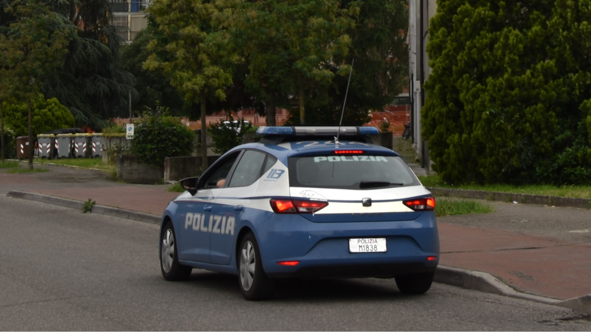 Si avvicina alla ex compagna, scatta il braccialetto elettronico: arrestato