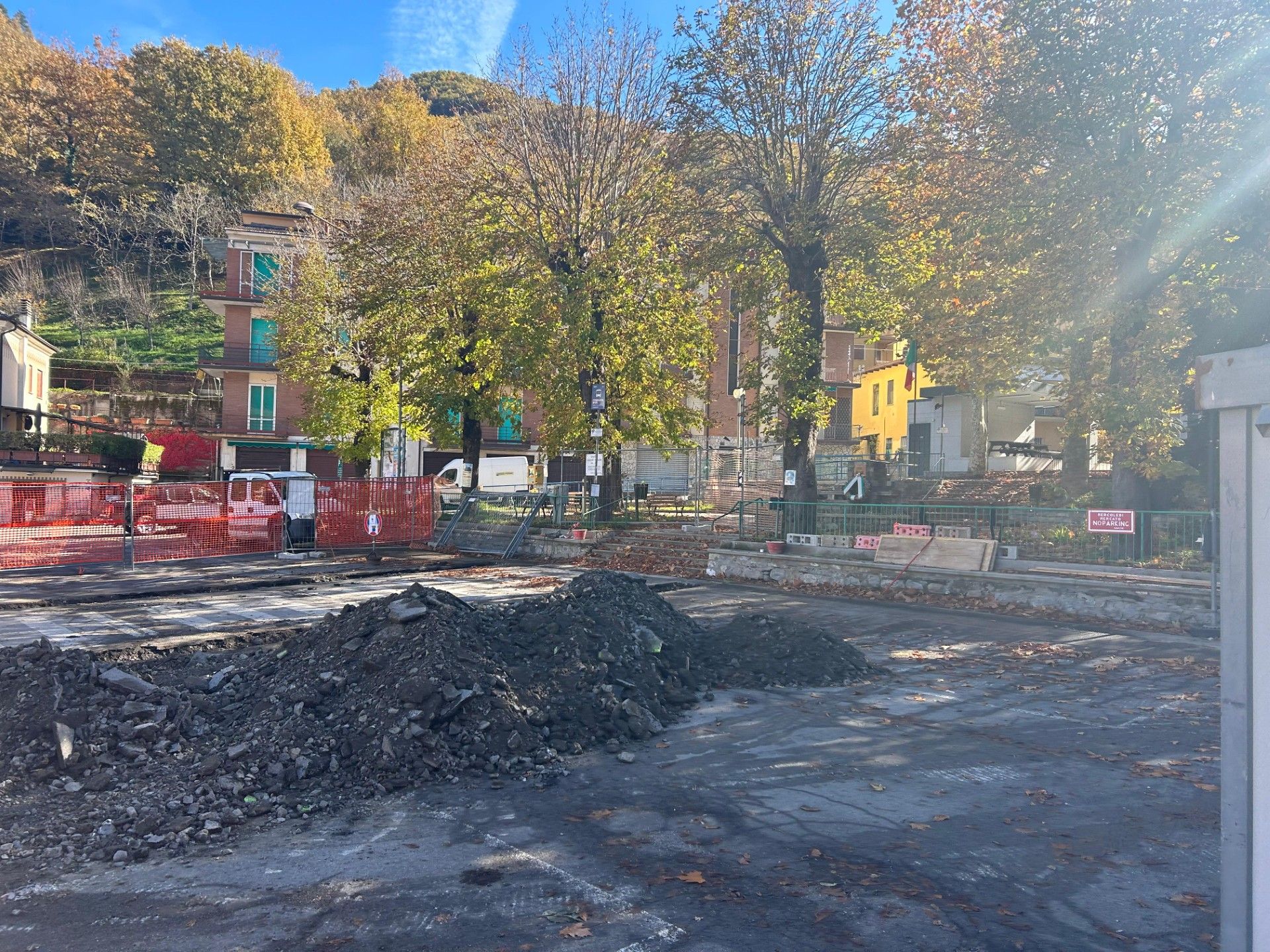 Lavori in piazza ad Ottone