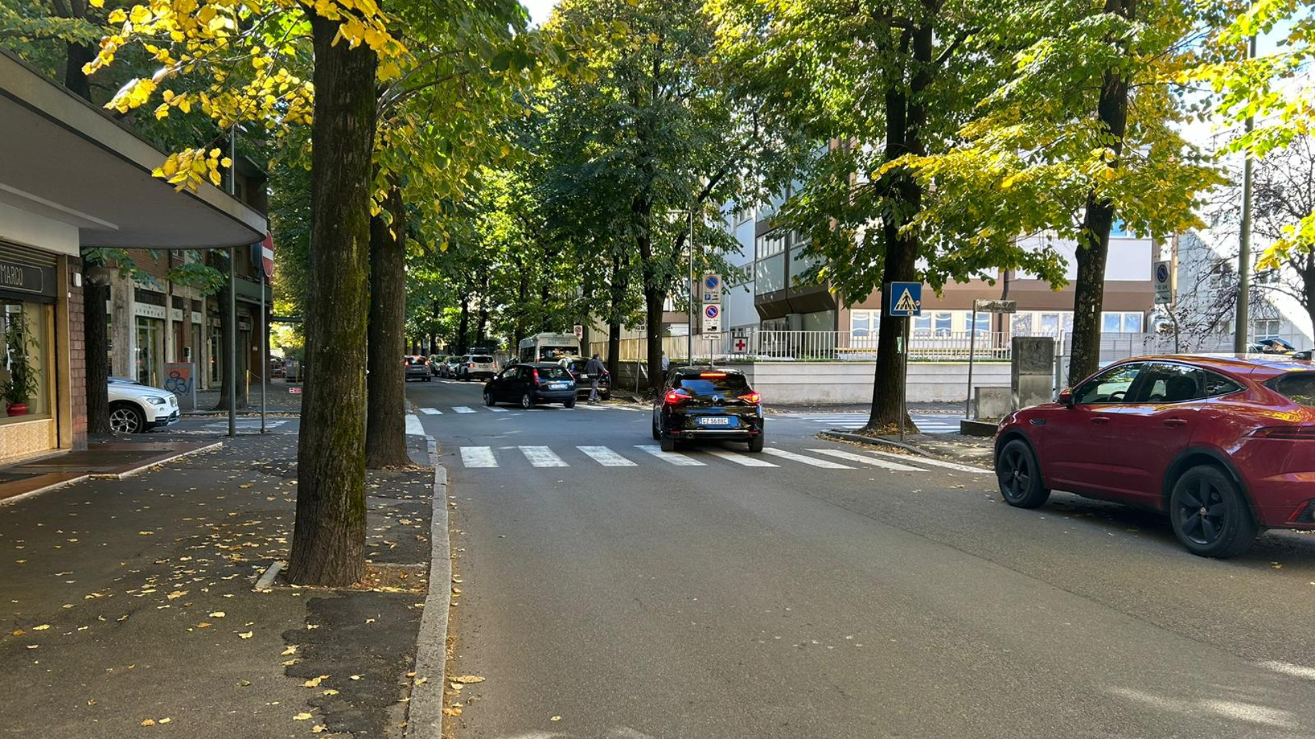 Via Morigi a senso unico, che piace ma divide: «Più sicurezza»