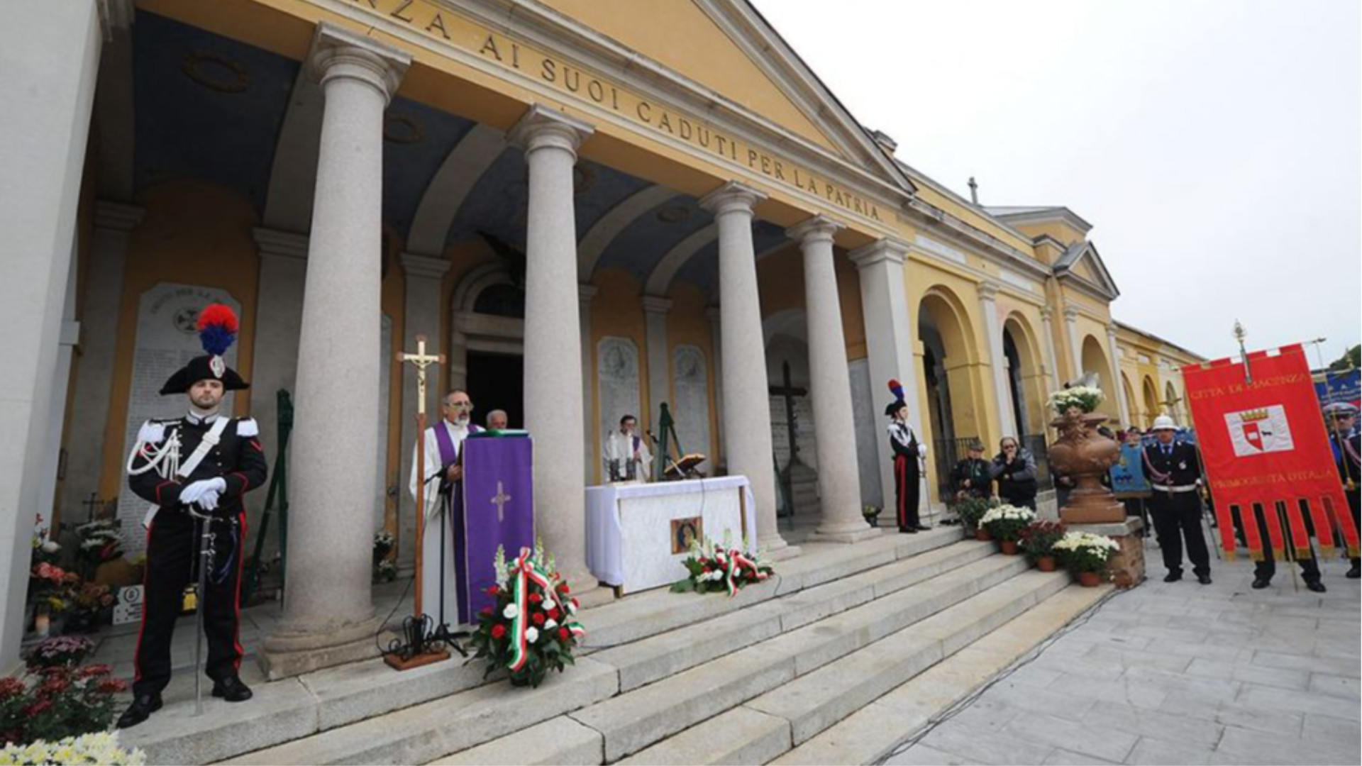 Festa dei Santi e dei defunti, al cimitero il Coro del Nicolini