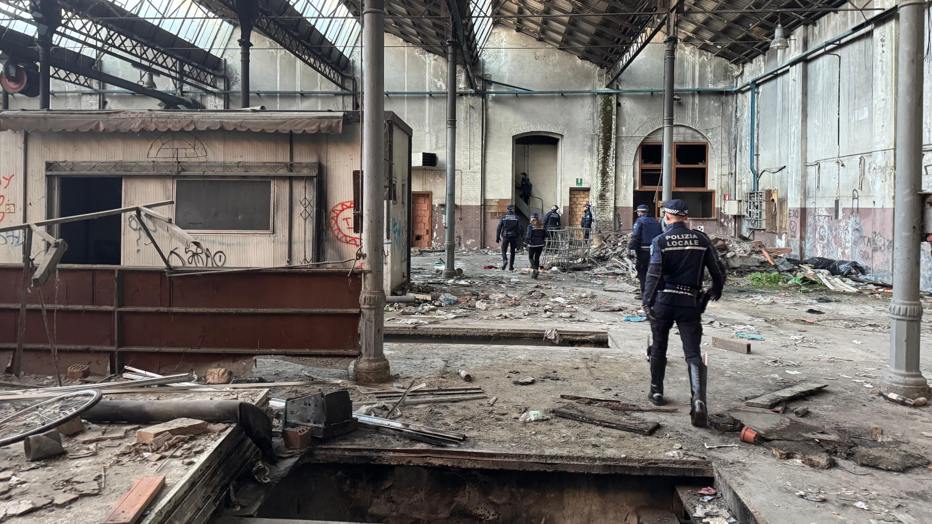 Berzolla, sgomberi e denunce. Tre vite dalla Piacenza invisibile