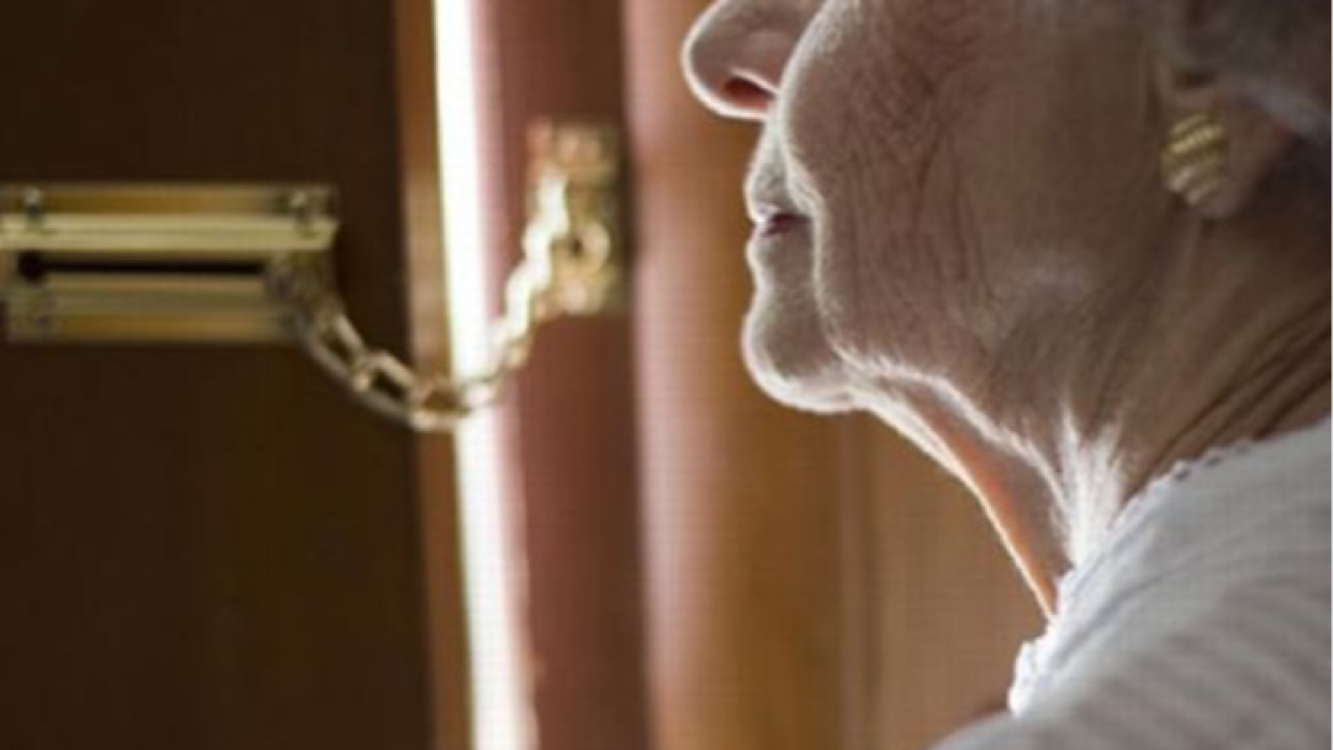 Finti carabinieri, truffa a segno: vittima una anziana di Castelvetro