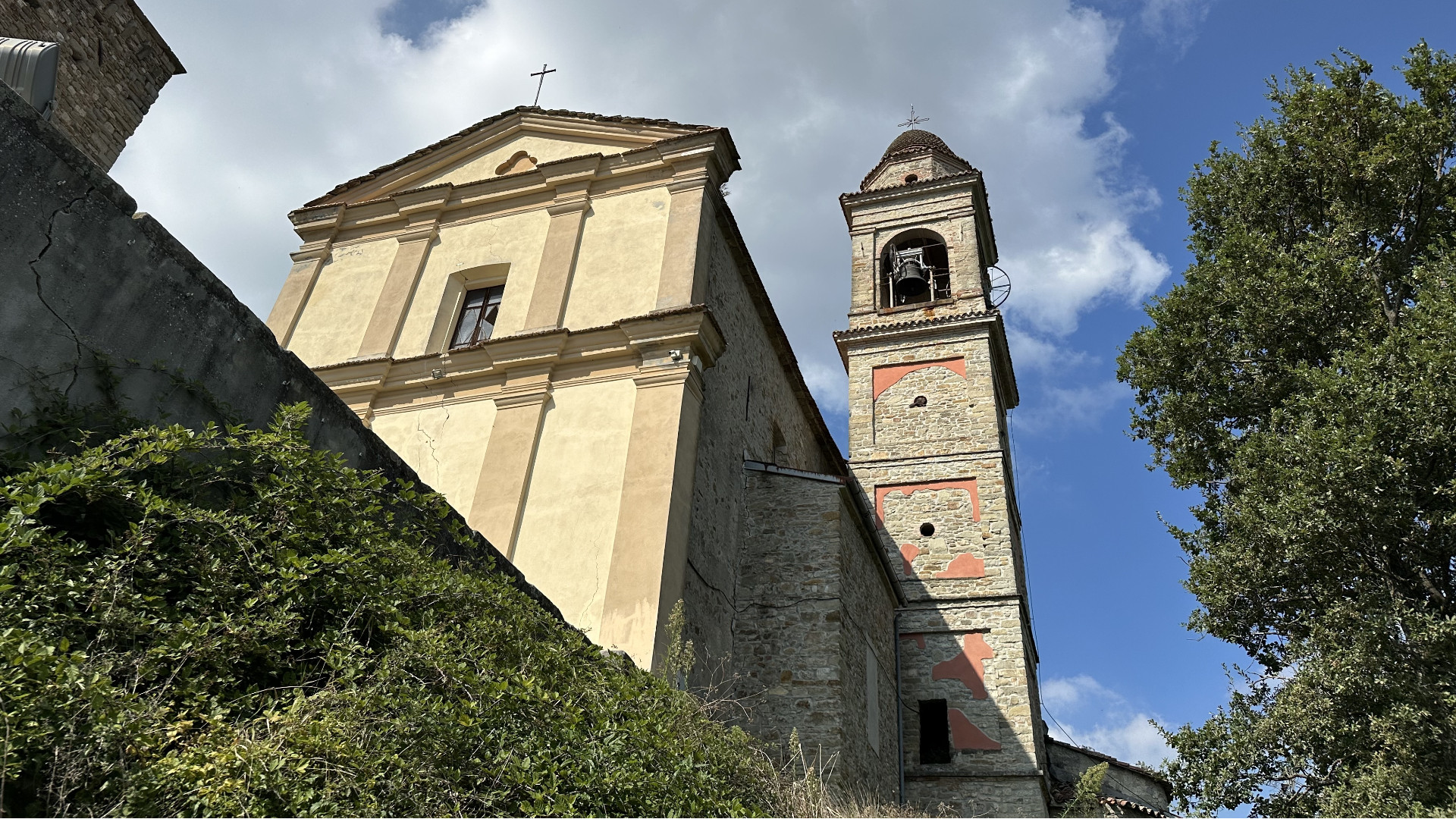 Chiesa di Bobbiano da salvare: cittadini mobilitati per raccogliere 500mila euro