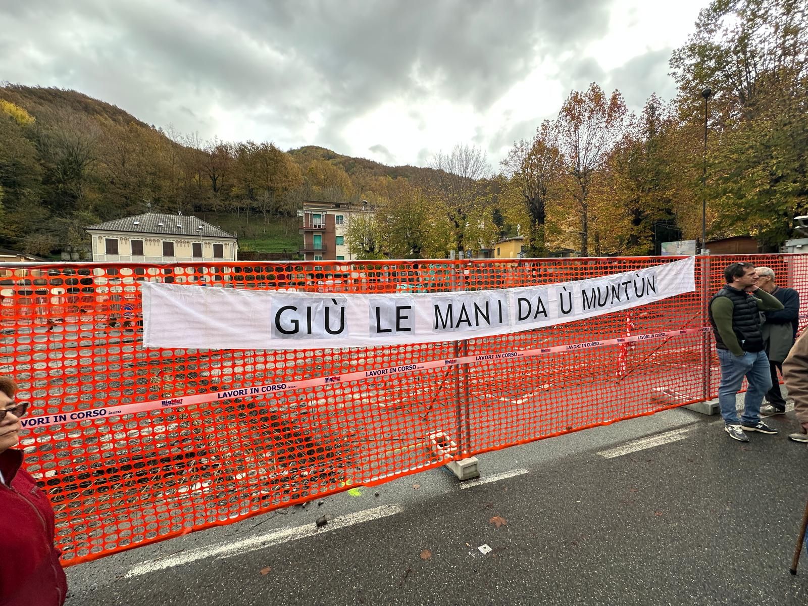 La manifestazione di protesta per le strade di Ottone  - © Libertà/Pietro Zangrandi