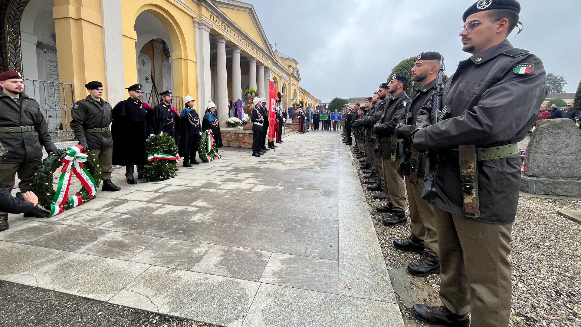 Omaggio ai caduti per la patria. Tarasconi: «La loro memoria ci guida»