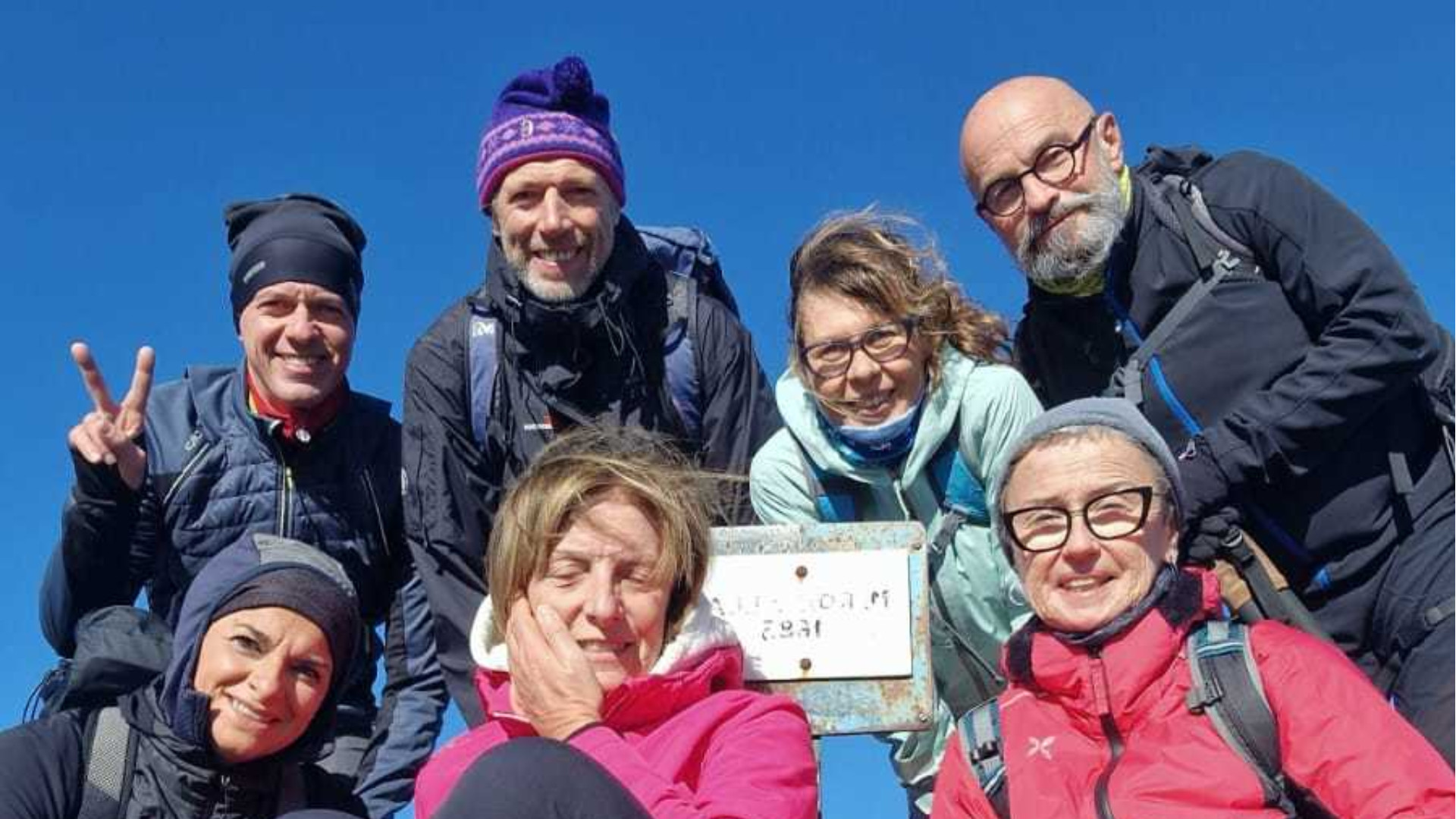 Escursionisti in festa al Rifugio Gaep: «Solidarietà e rispetto per la montagna»