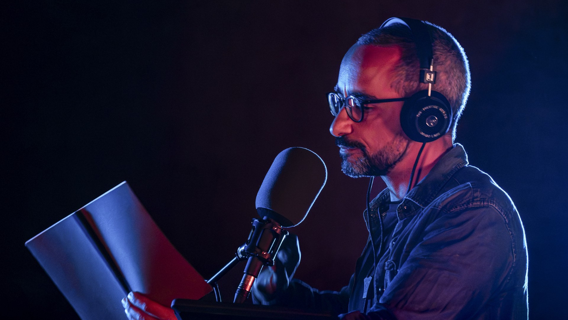 «Eroina, un passato che ritorna» Al Filodrammatici arriva "Dal Buco"