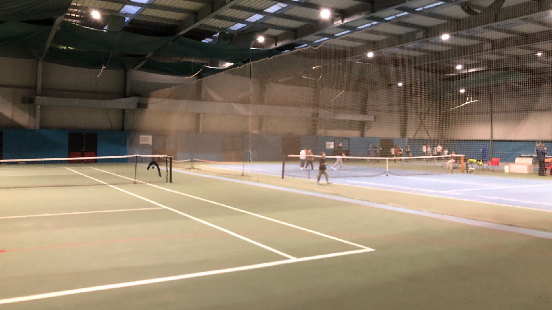 Più spazio per i tennisti: alla Farnesiana tre campi