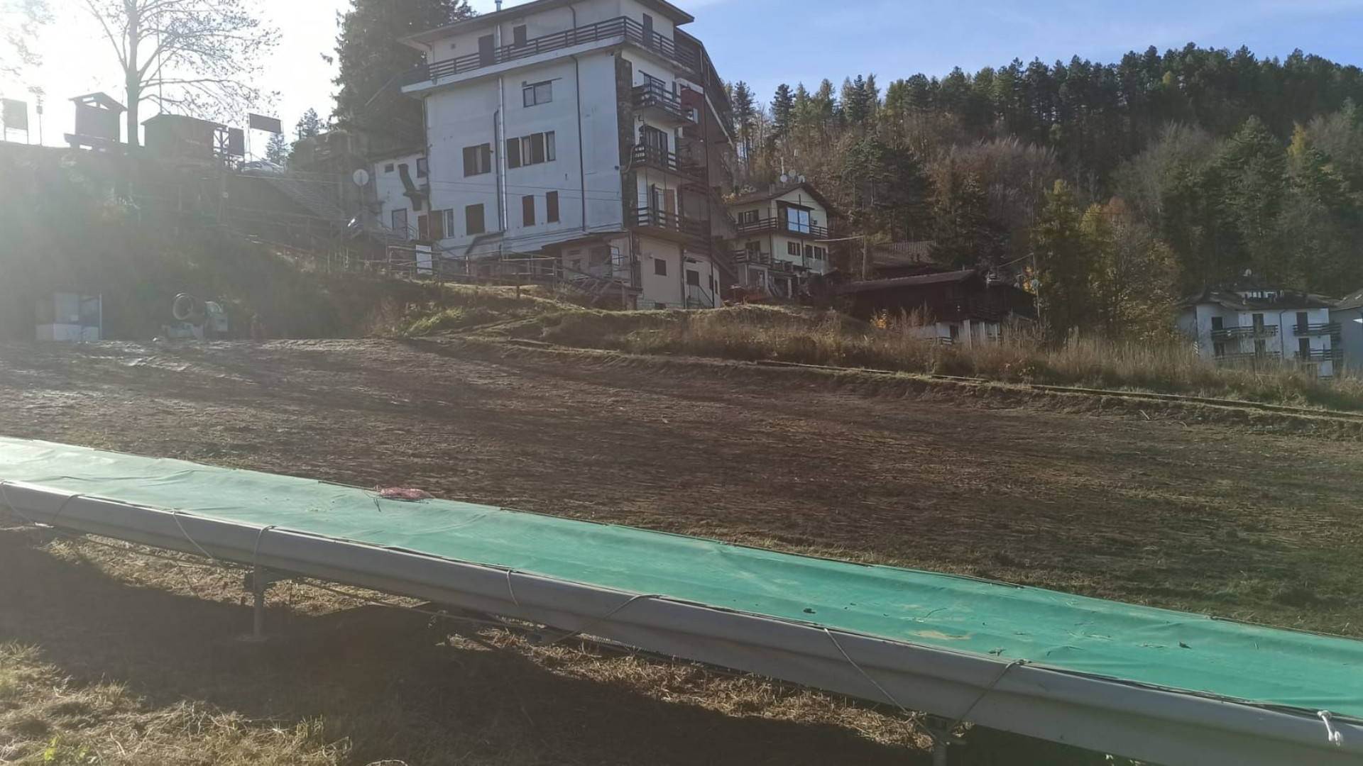 Pista da sci sintetica e tubing, il Penice si prepara alla stagione