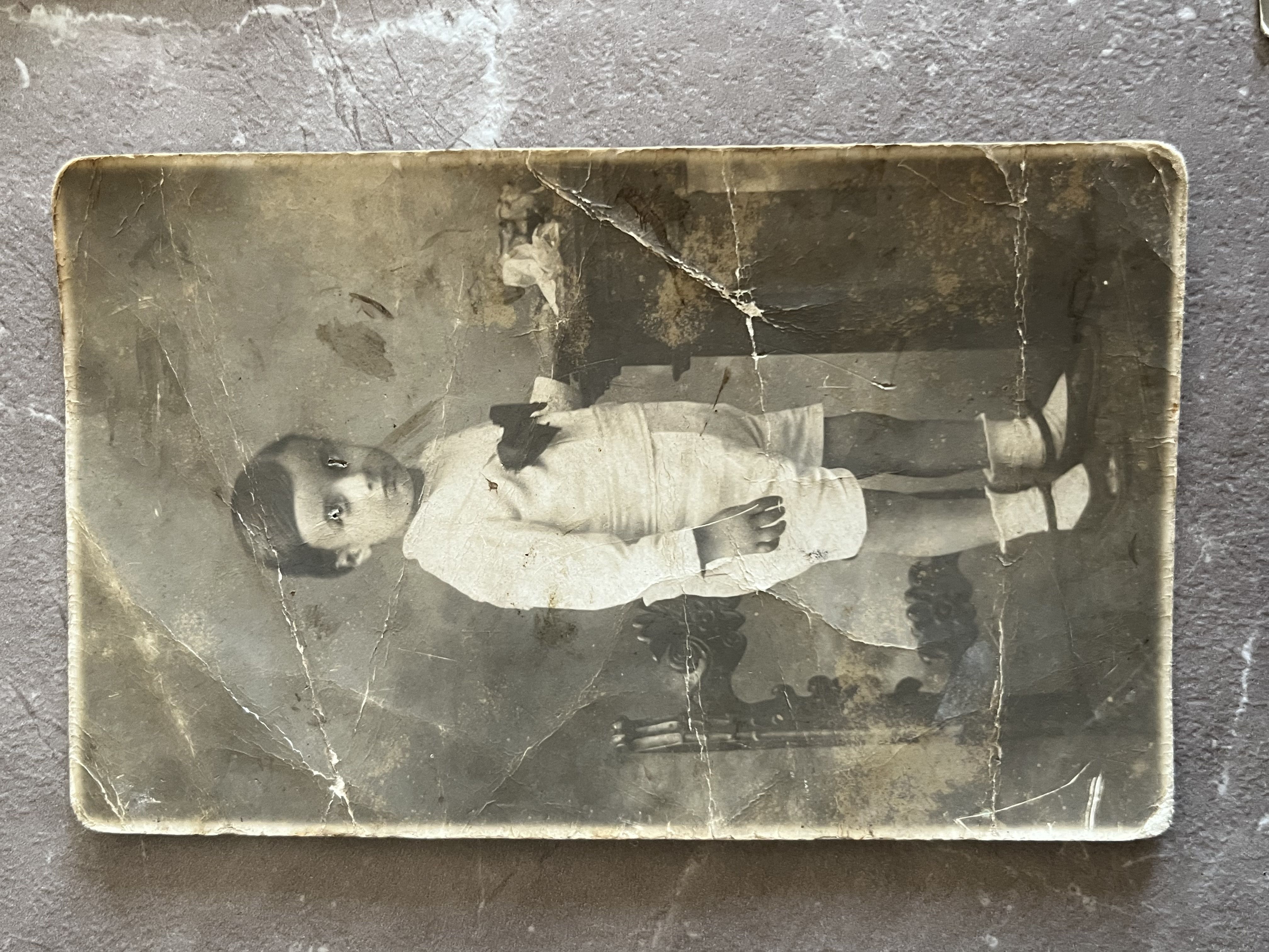 Una foto del piccolo Fabrizio Barbieri