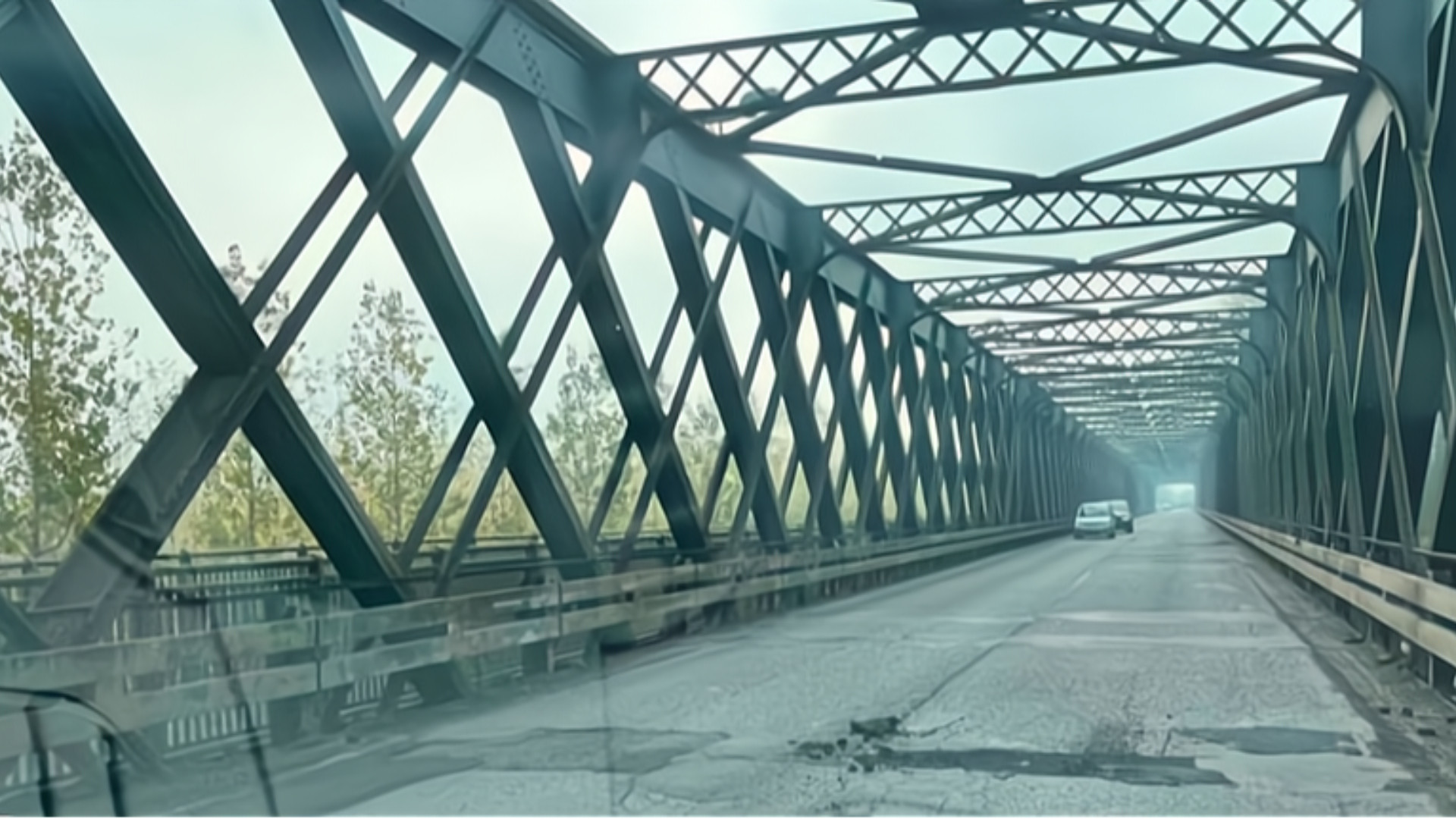 Castelvetro, lavori di asfaltatura: ponte sul Po a senso unico