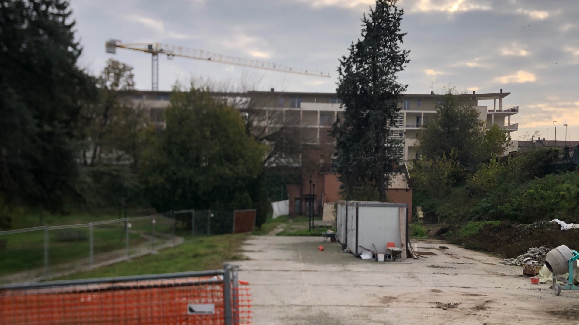 Arena Daturi, muro del '300 impedisce la rampa-disabili