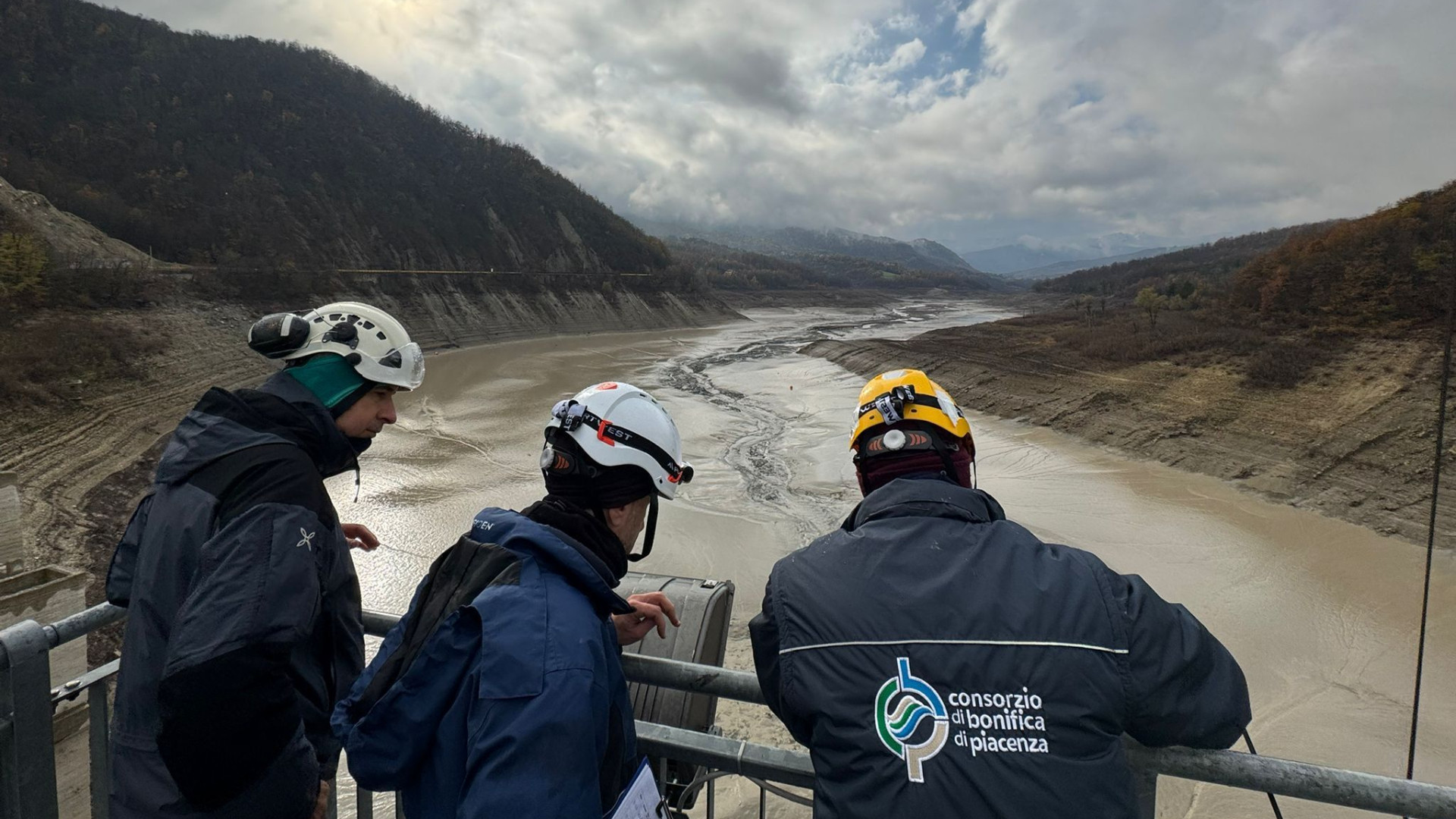 Svaso della diga di Mignano: manutenzione agli scarichi di fondo
