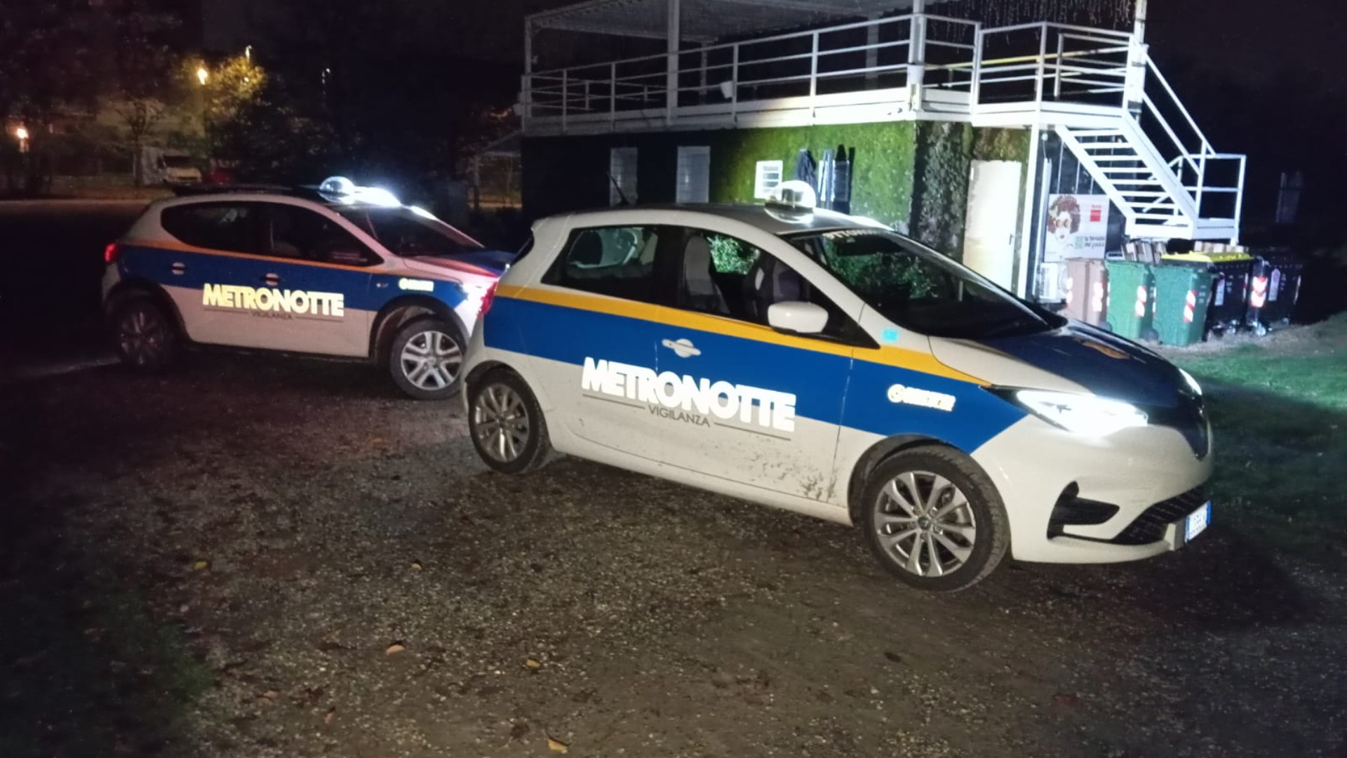 Banda di incappucciati tenta l'assalto al bar nel cuore della notte