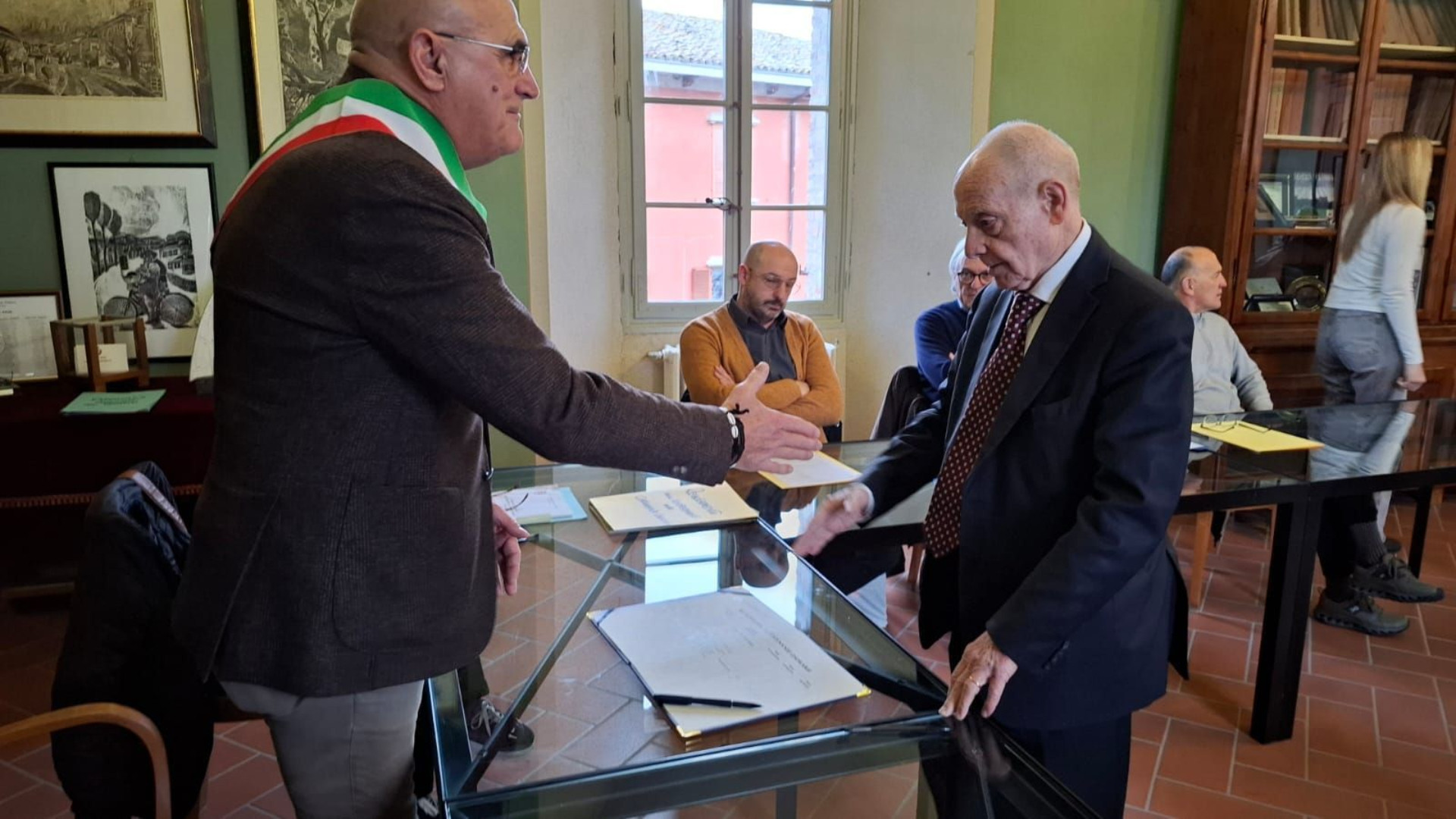 Pianello, cittadinanza onoraria per Salvatore Grillo