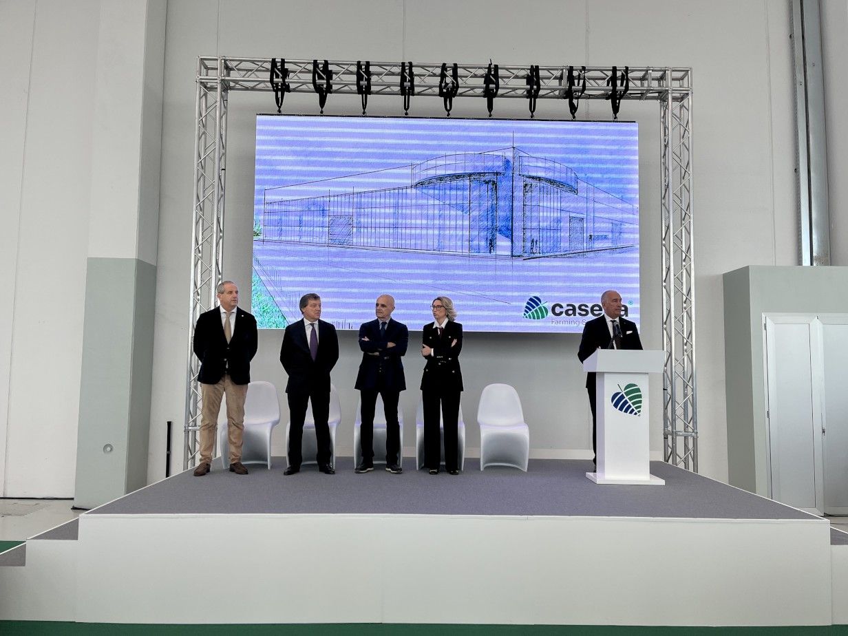 Casella, nuova officina e spazi da 8mila metri: festa per i 70 anni