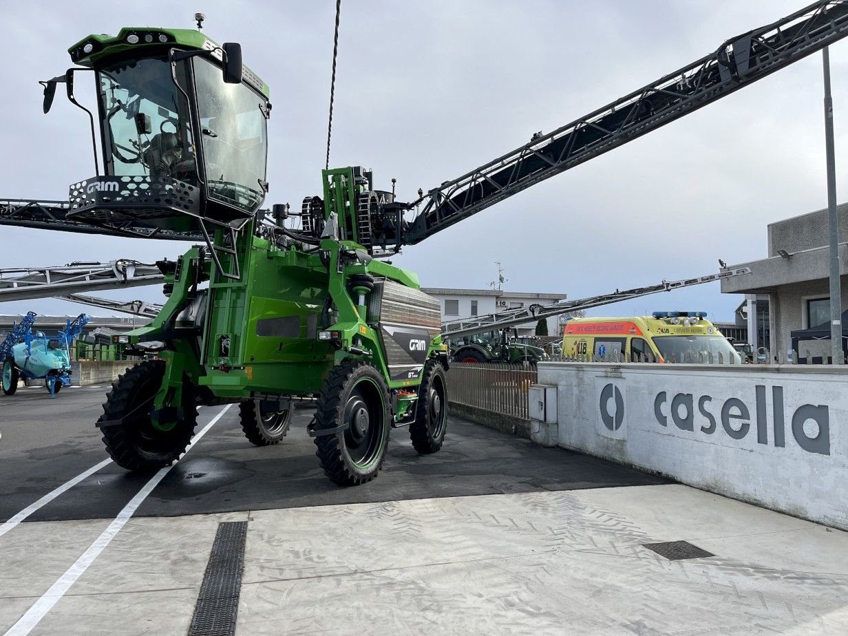 Casella, nuova officina e spazi da 8mila metri: festa per i 70 anni