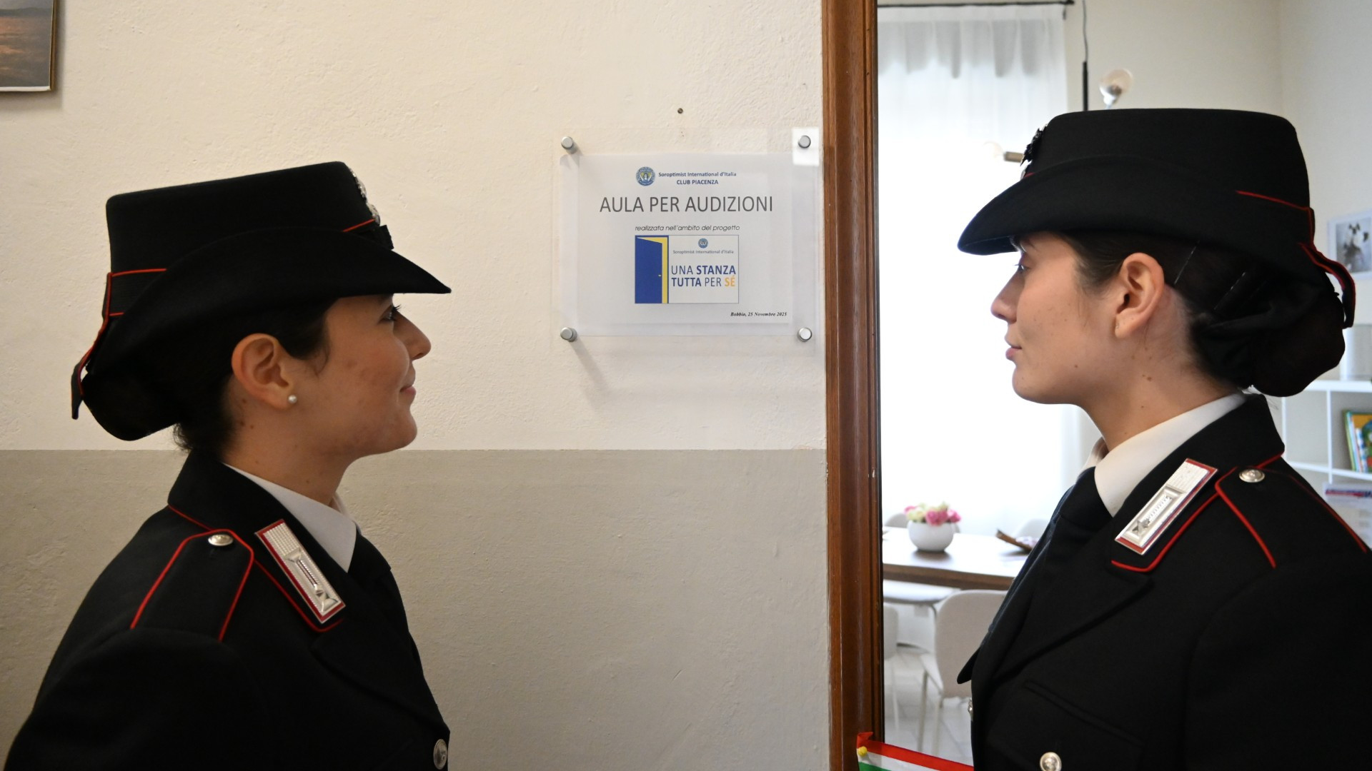 Inaugurata la stanza che accoglie le donne vittime di violenza