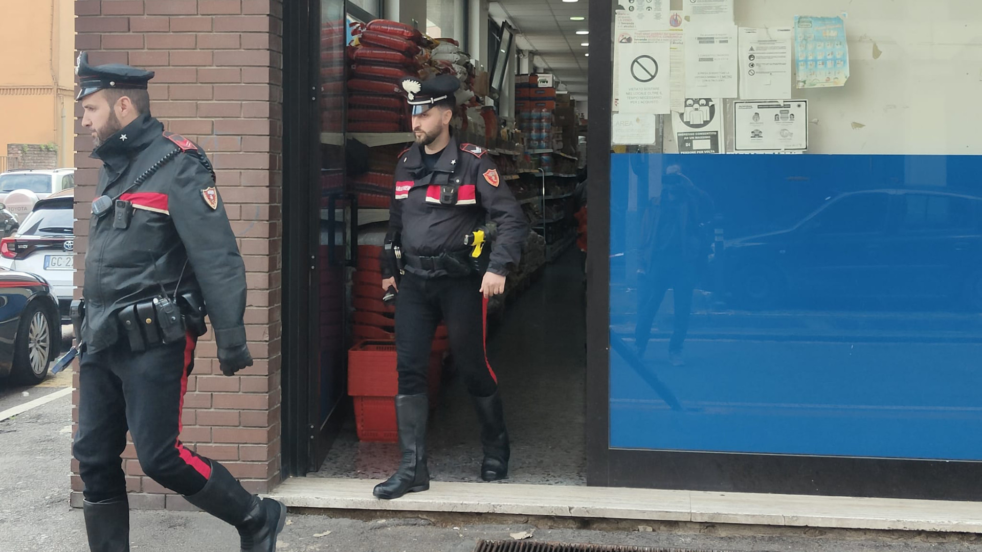 Aggressione a due commercianti, 34enne a processo per tentato omicidio