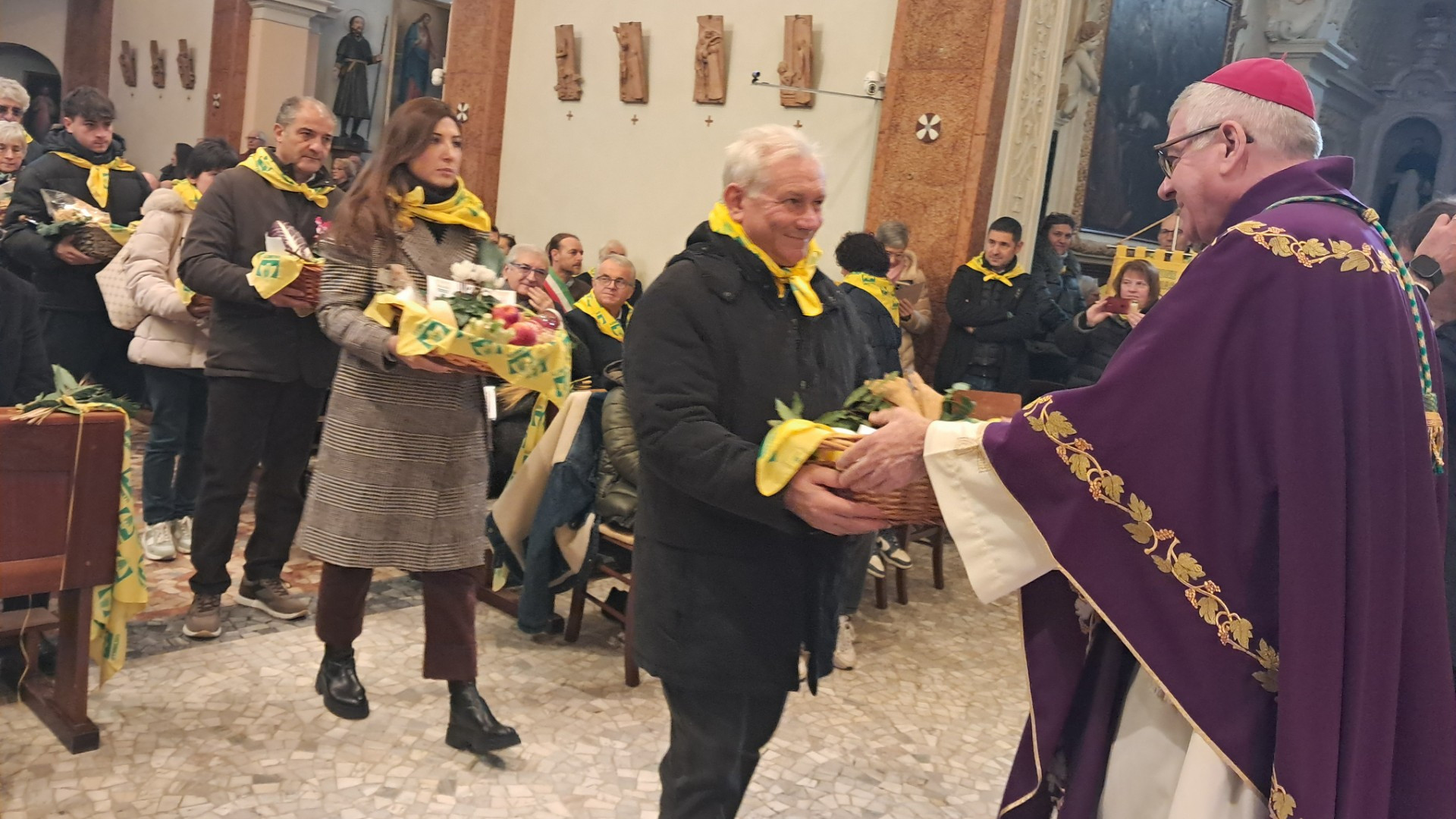 Folla a Lugagnano per la Giornata del Ringraziamento