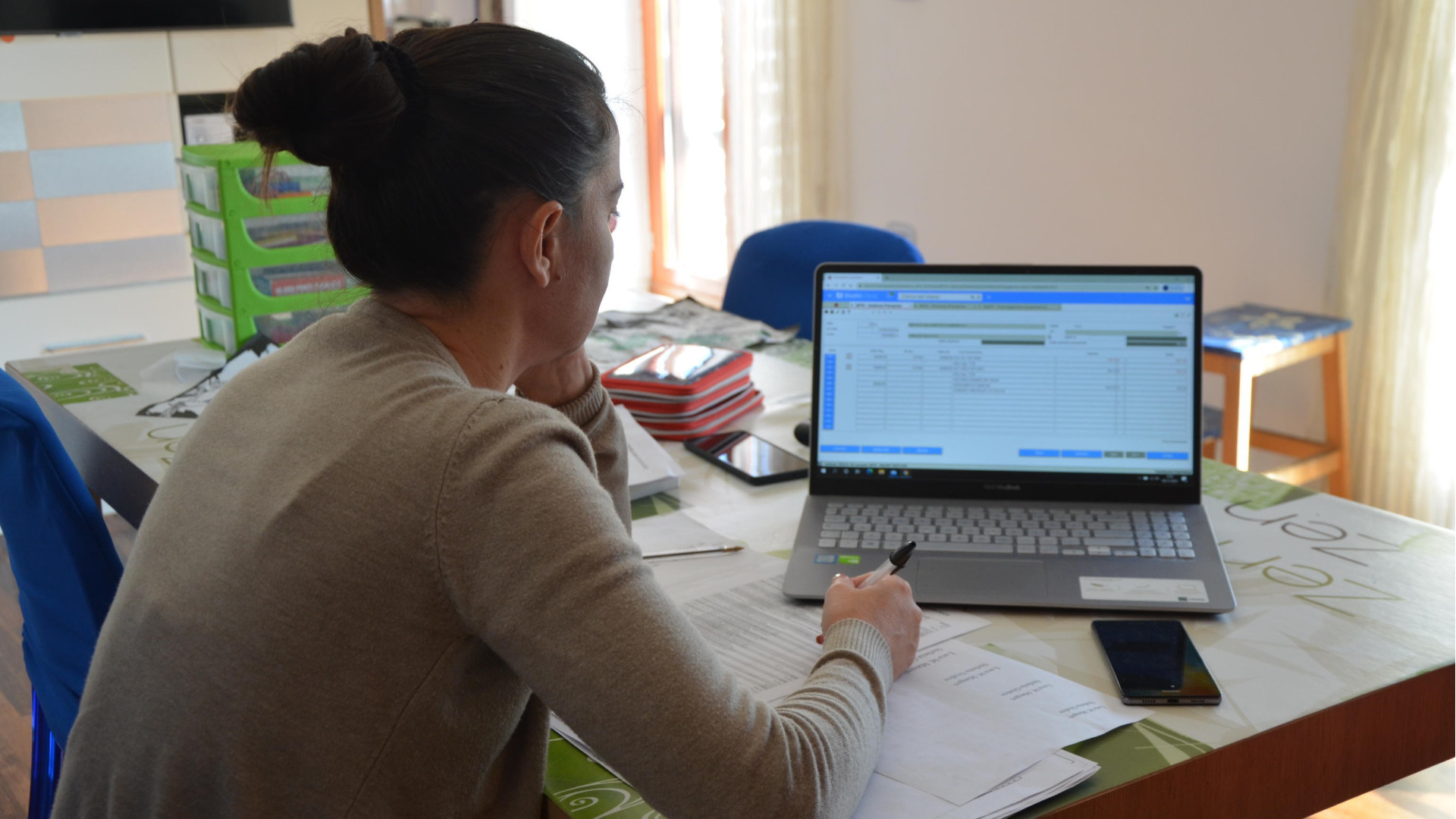 Piacenza, donne lavoratrici meno pagate in regione