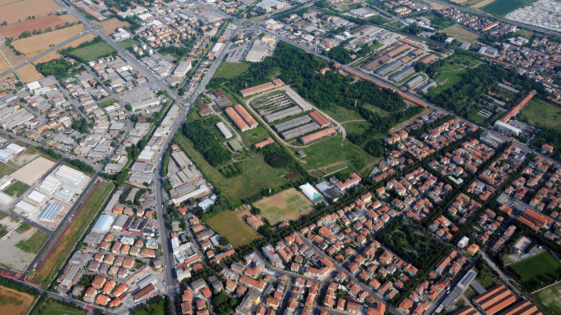 Ex Pertite, «nessun atto dal Comune, c'è immobilismo»