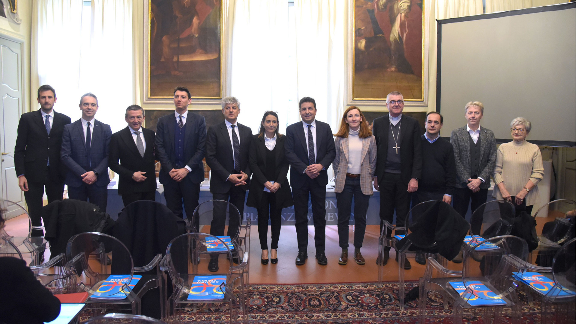 Poveri per pagare luce e gas dal 2023 aiutate 1.500 famiglie