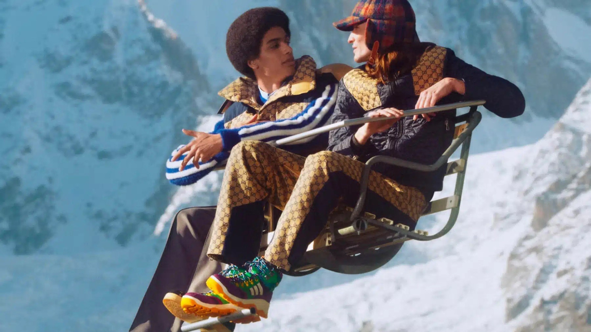 Lo skywear ha superato la fase di nicchia tecnica ed oggi è moda a tutti gli effetti