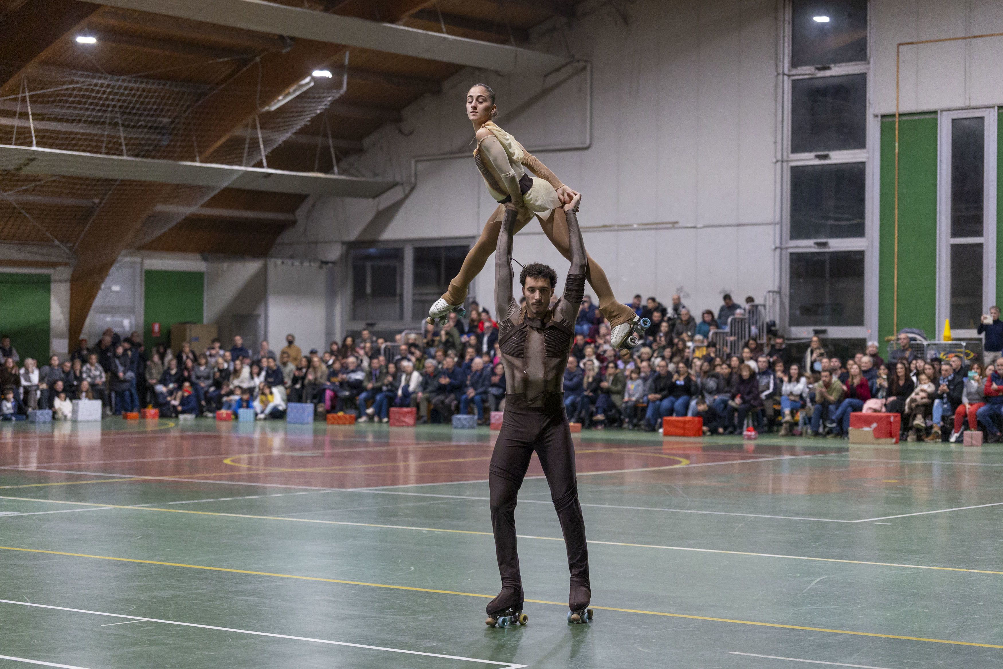 Piacenza, 13 dicembre 20025. Esibizione Pattinaggio Artistico Piacenza. Foto Angela Petrarelli Piacenza, 13 dicembre 20025. Esibizione Pattinaggio Artistico Piacenza. Foto Angela Petrarelli. Alessandro Bozzini e Gloria Di Bella campioni italiani e vice campioni d'Europa