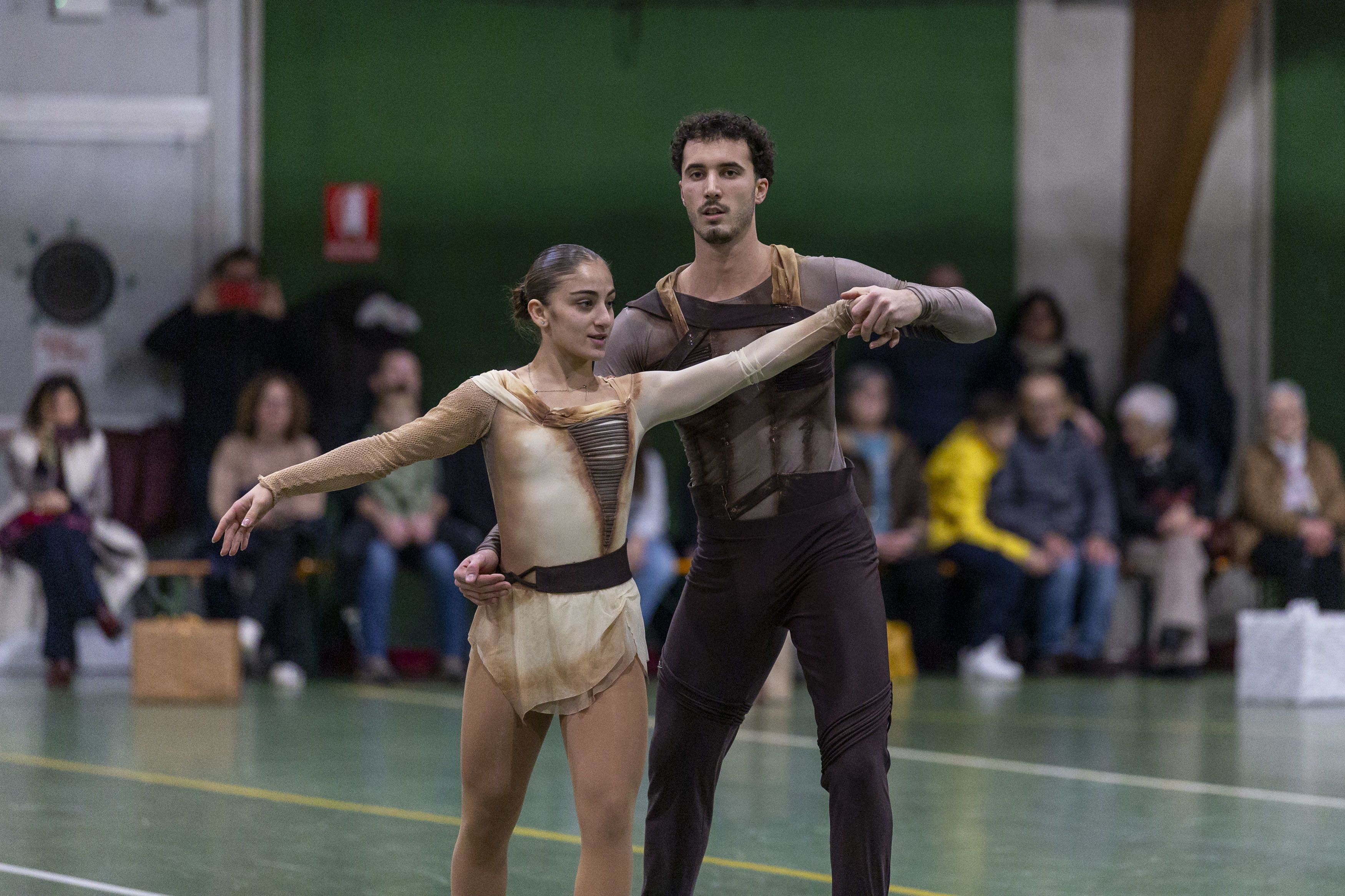 Piacenza, 13 dicembre 20025. Esibizione Pattinaggio Artistico Piacenza. Foto Angela Petrarelli Piacenza, 13 dicembre 20025. Esibizione Pattinaggio Artistico Piacenza. Foto Angela Petrarelli. Alessandro Bozzini e Gloria Di Bella campioni italiani e vice campioni d'Europa
