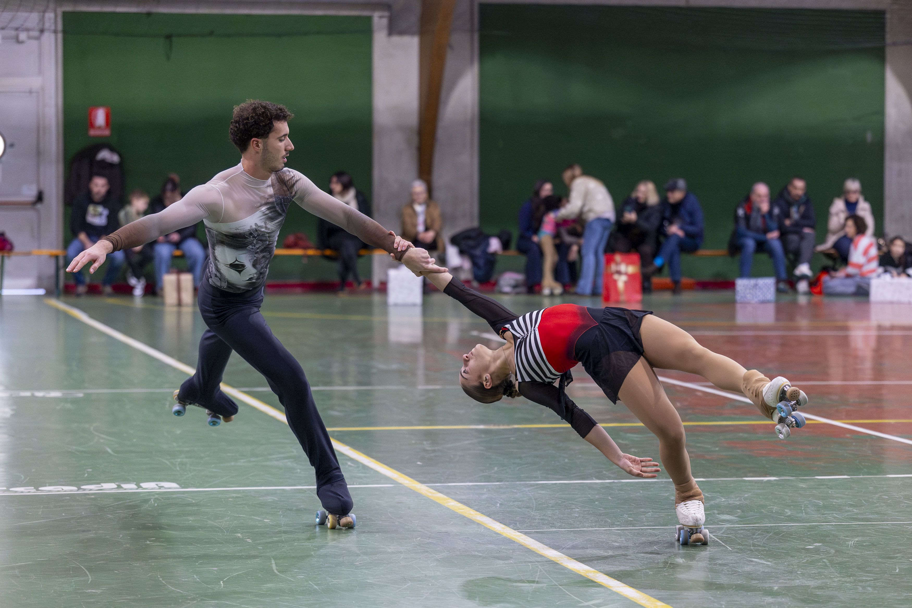Piacenza, 13 dicembre 20025. Esibizione Pattinaggio Artistico Piacenza. Foto Angela Petrarelli Piacenza, 13 dicembre 20025. Esibizione Pattinaggio Artistico Piacenza. Foto Angela Petrarelli. Alessandro Bozzini e Gloria Di Bella campioni italiani e vice campioni d'Europa