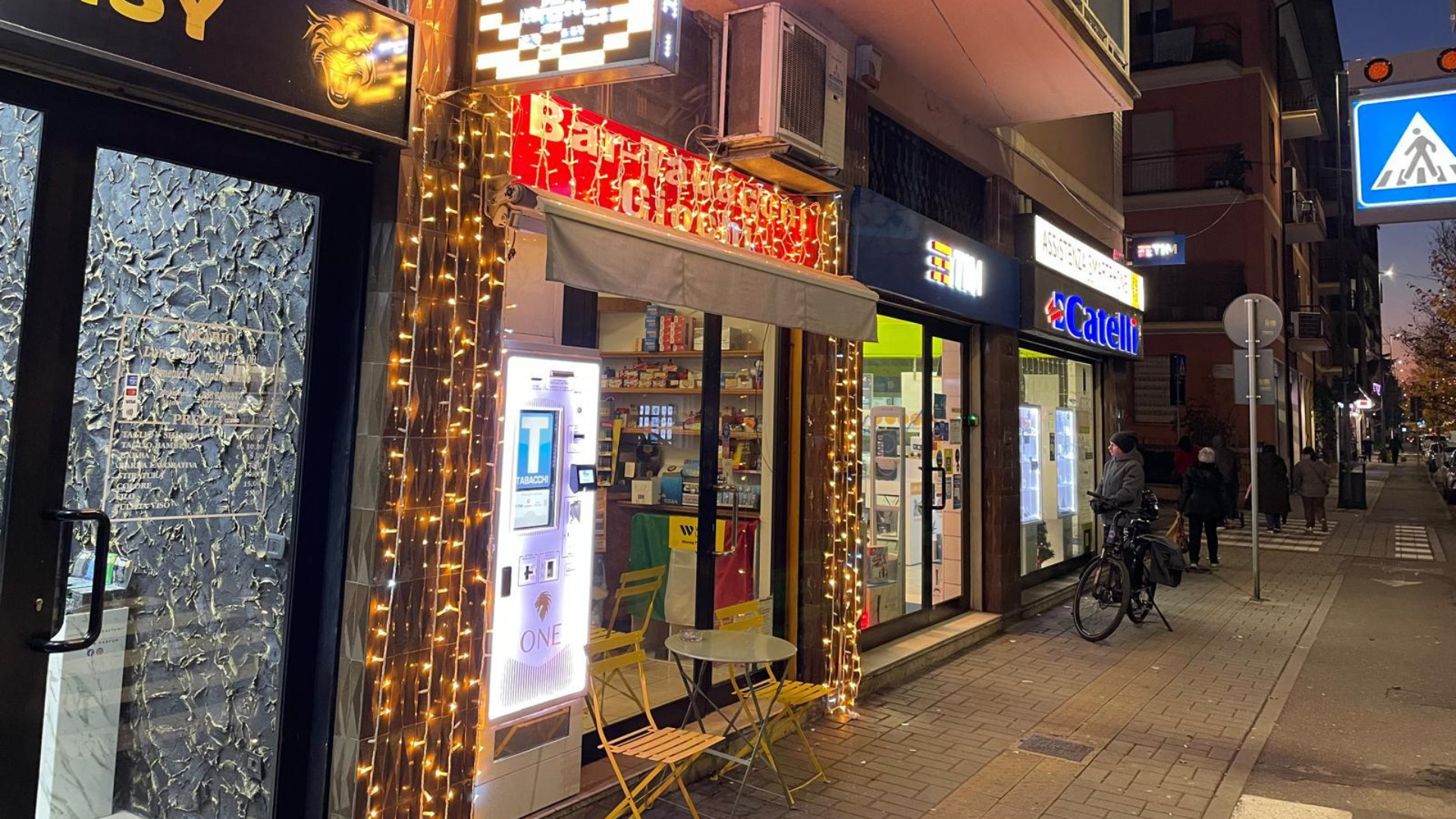 Il bar tabaccheria di viale Dante preso di mira dal rapinatore