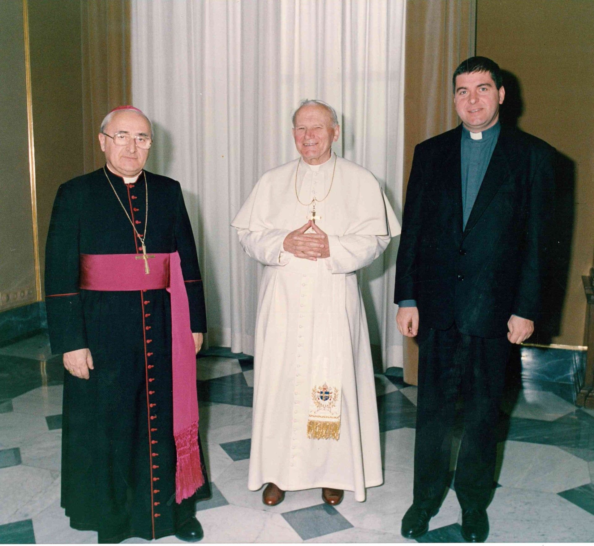 Cevolotto con Papa Giovanni Paolo II